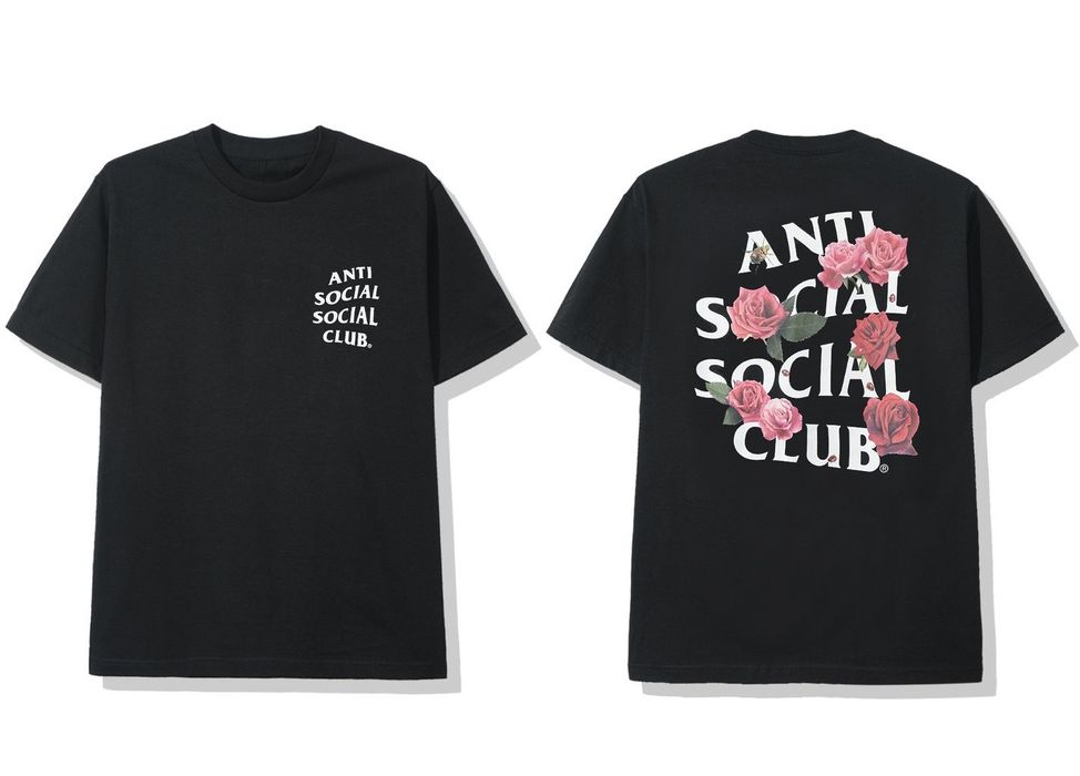 Anti social social club best sale smells bad