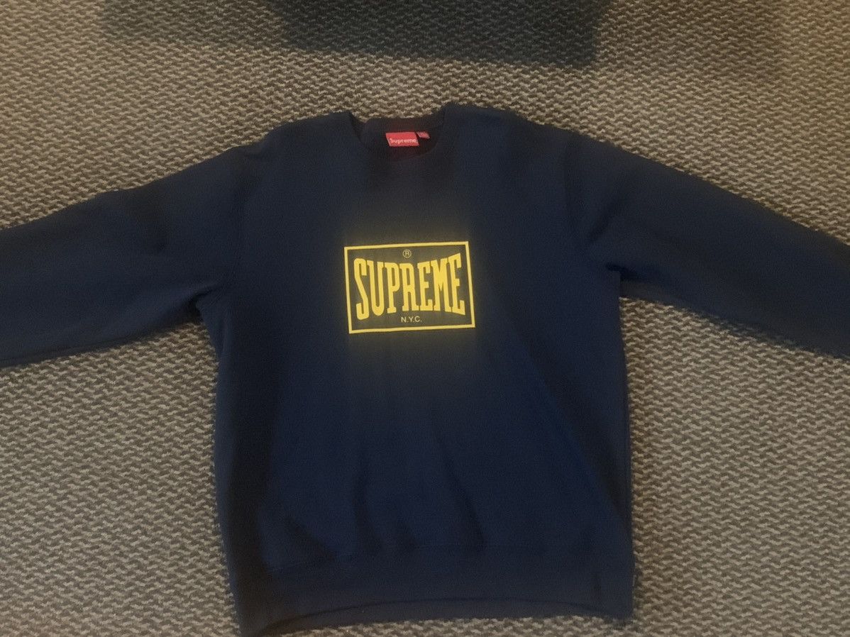 Supreme Supreme Warm Up Crewneck Everlast Logo size XL | Grailed