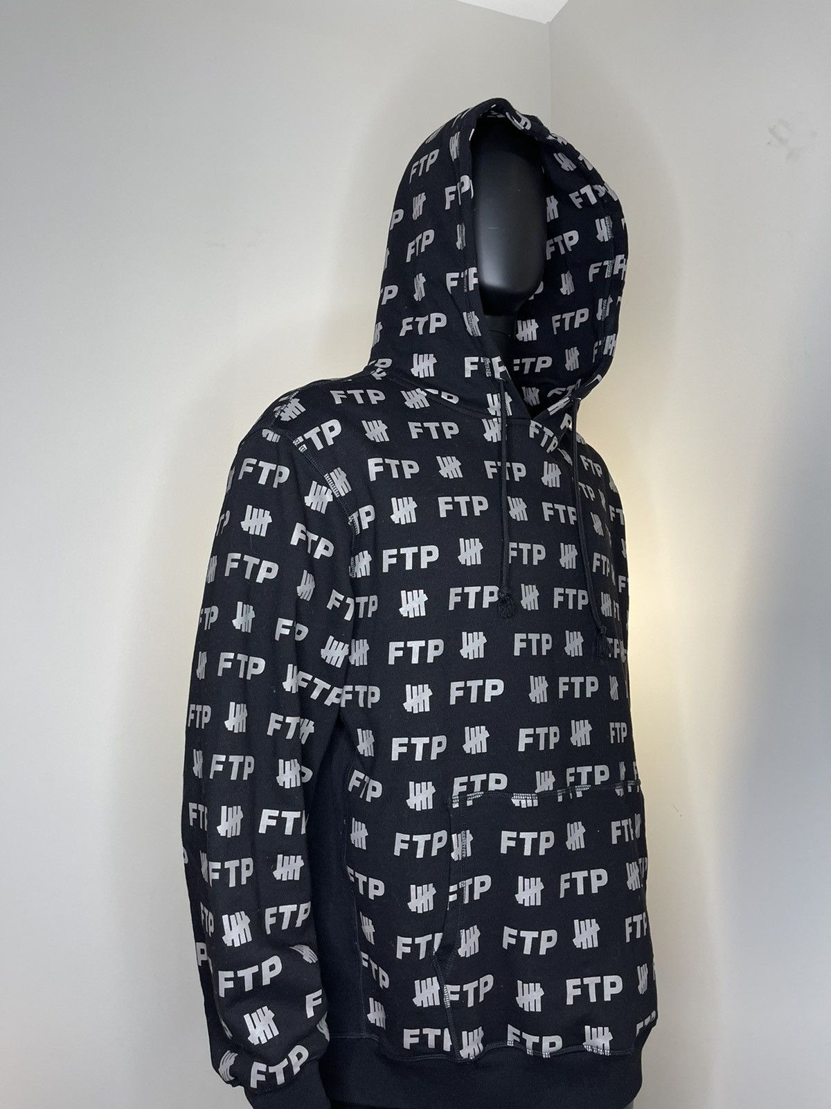 Fuck The Population × Undefeated All Over Print Hoodie Size US XL / EU 56 / 4 - 3 Thumbnail