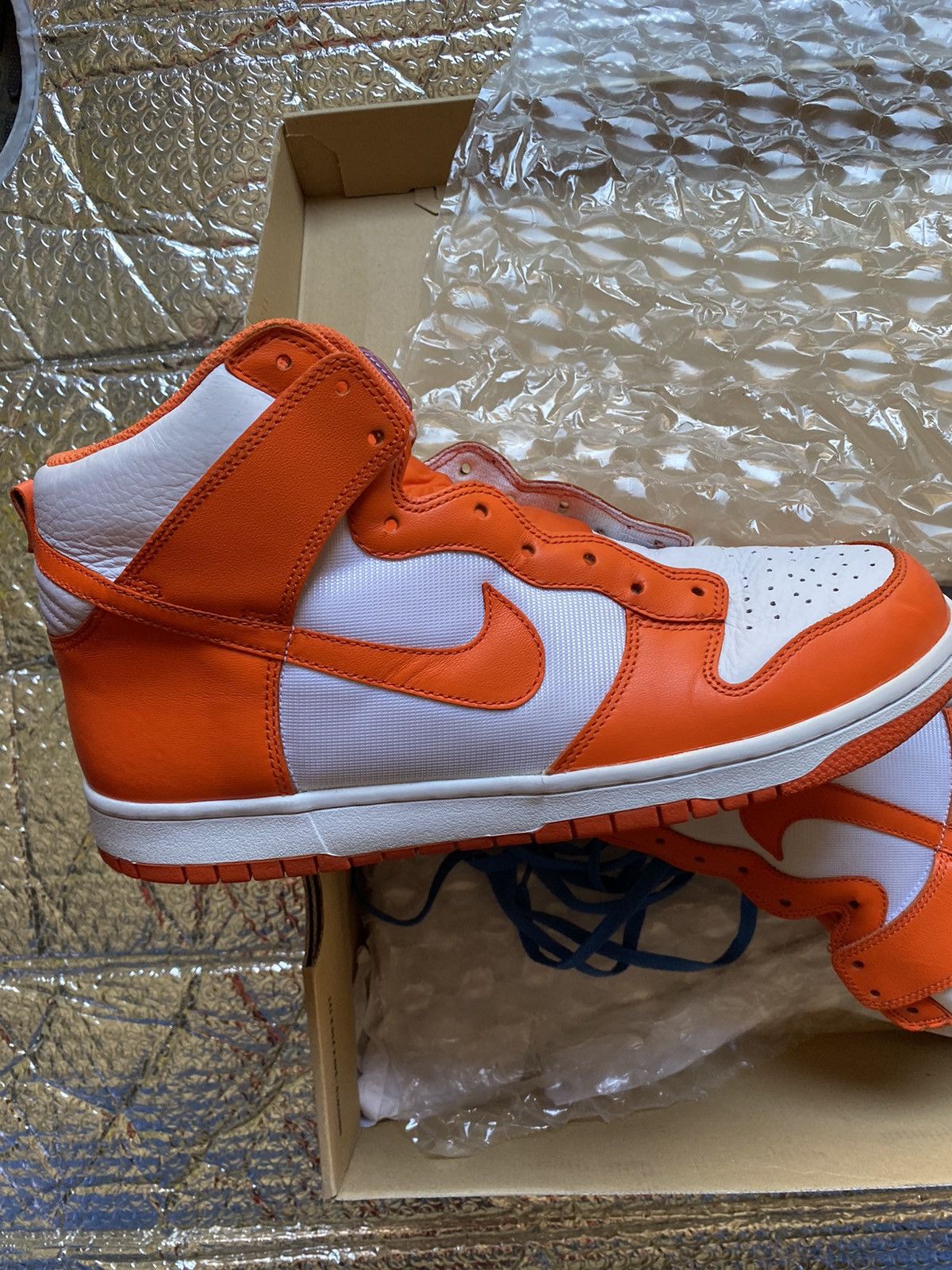dunk high white orange blaze