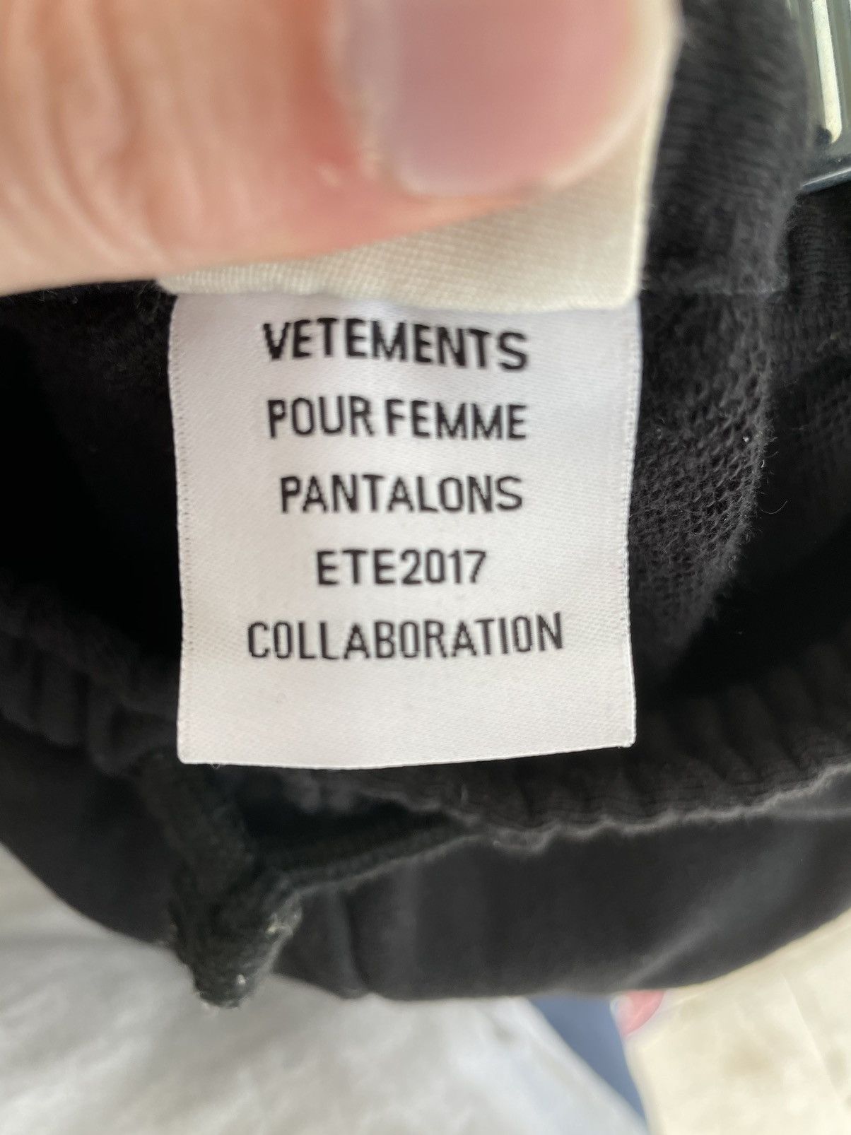 Champion × Vetements Vetements x Champion Tape Sweatpants Size US 30 / EU 46 - 4 Thumbnail