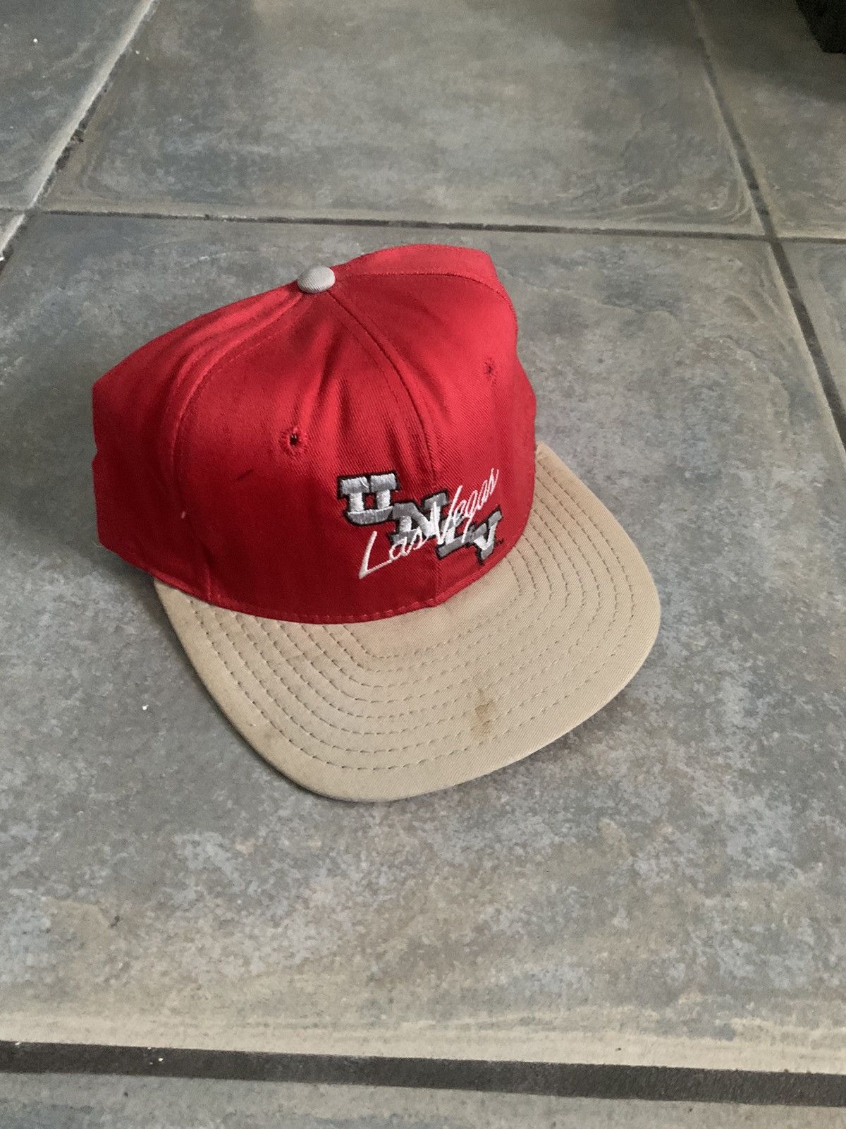 New Era × Starter × Vintage 90’s Las Vegas Rebels vintage SnapBack Size ONE SIZE - 1 Thumbnail