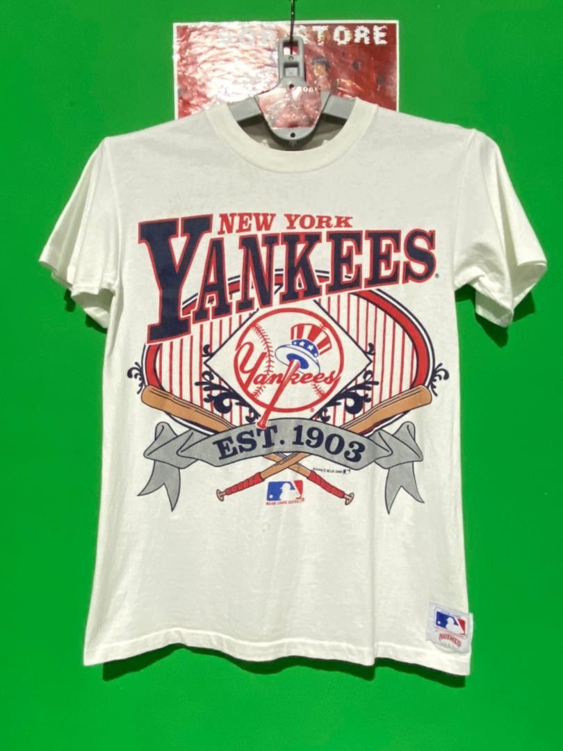 Vintage New York Baseball Est. 1903 - Baseball Batter T-Shirt