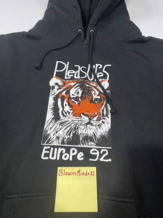 Pleasures europe 2025 92 hoodie
