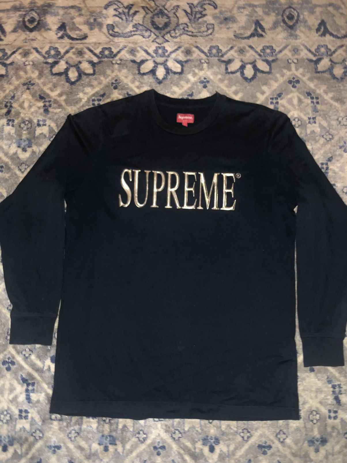 Supreme Gold Logo L/S Size US L / EU 52-54 / 3 - 1 Thumbnail