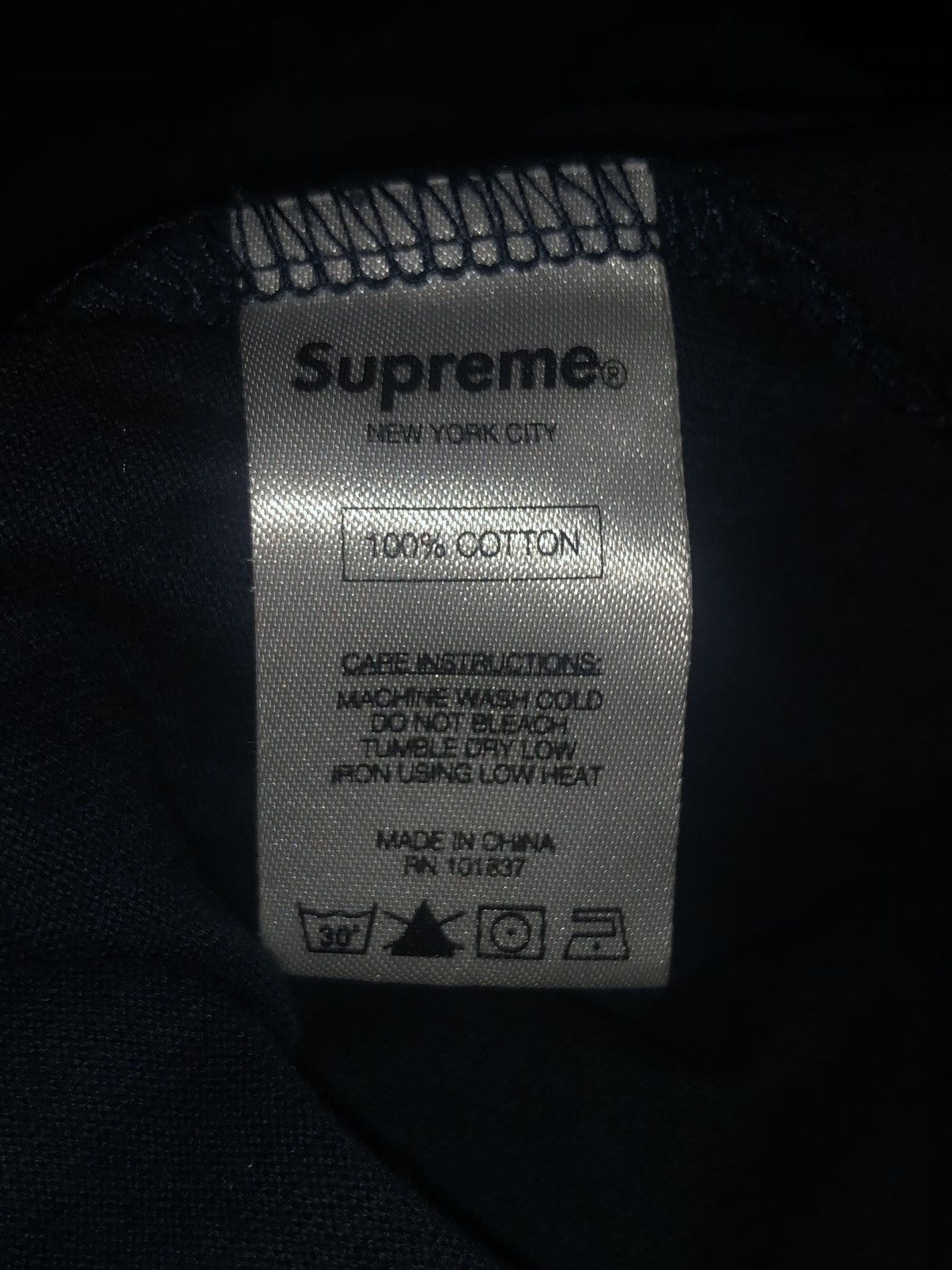 Supreme Gold Logo L/S Size US L / EU 52-54 / 3 - 5 Thumbnail