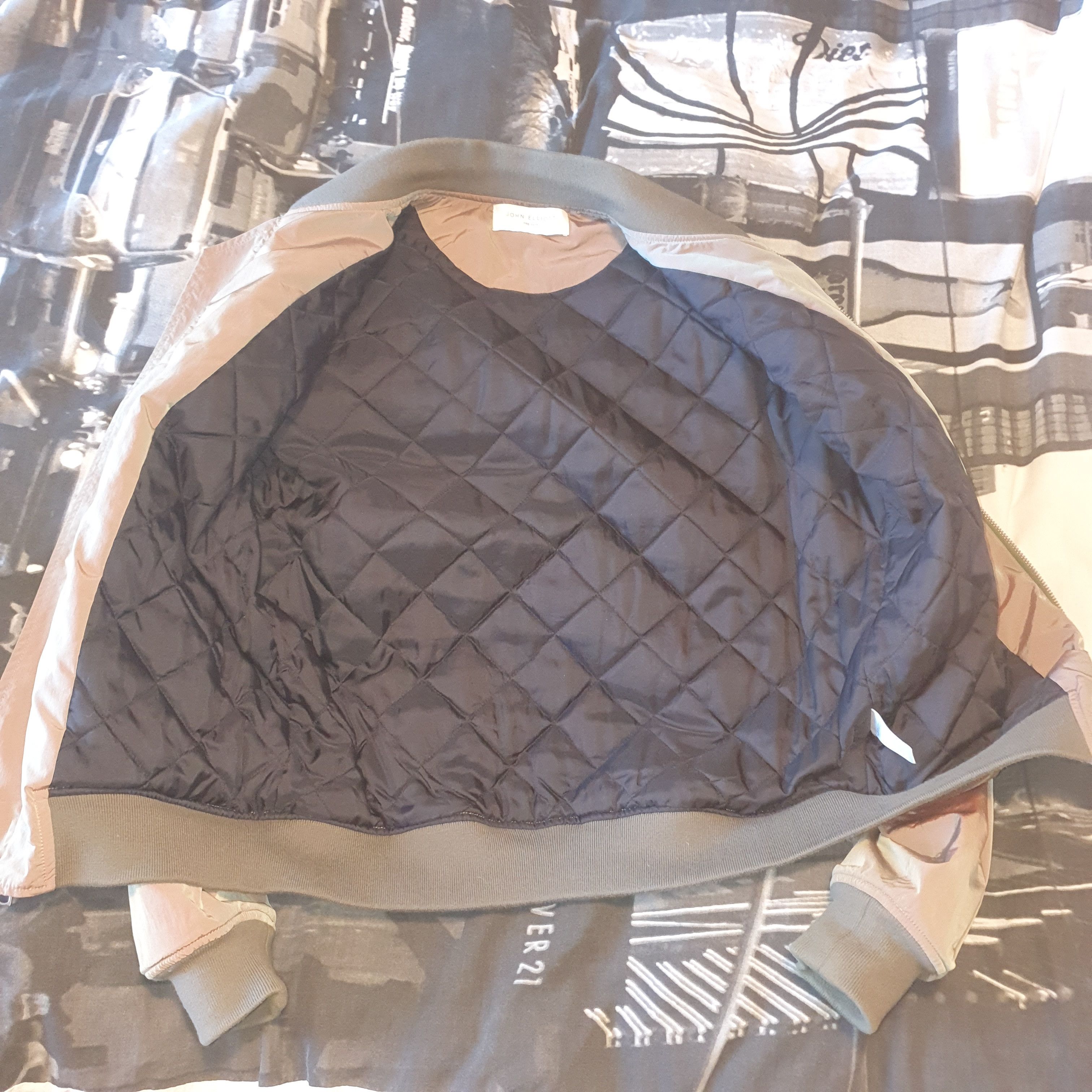 John Elliott John Elliott pre-SS'19 Iridescent Bogota Bomber Jacket Size US M / EU 48-50 / 2 - 6 Thumbnail
