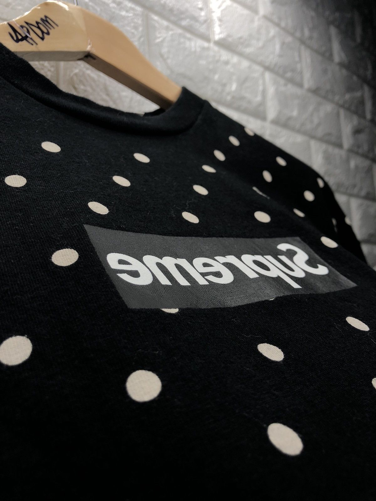 Comme des Garcons × Supreme Supreme cdg part 1 box logo tee polka dot Size US XL / EU 56 / 4 - 5 Thumbnail
