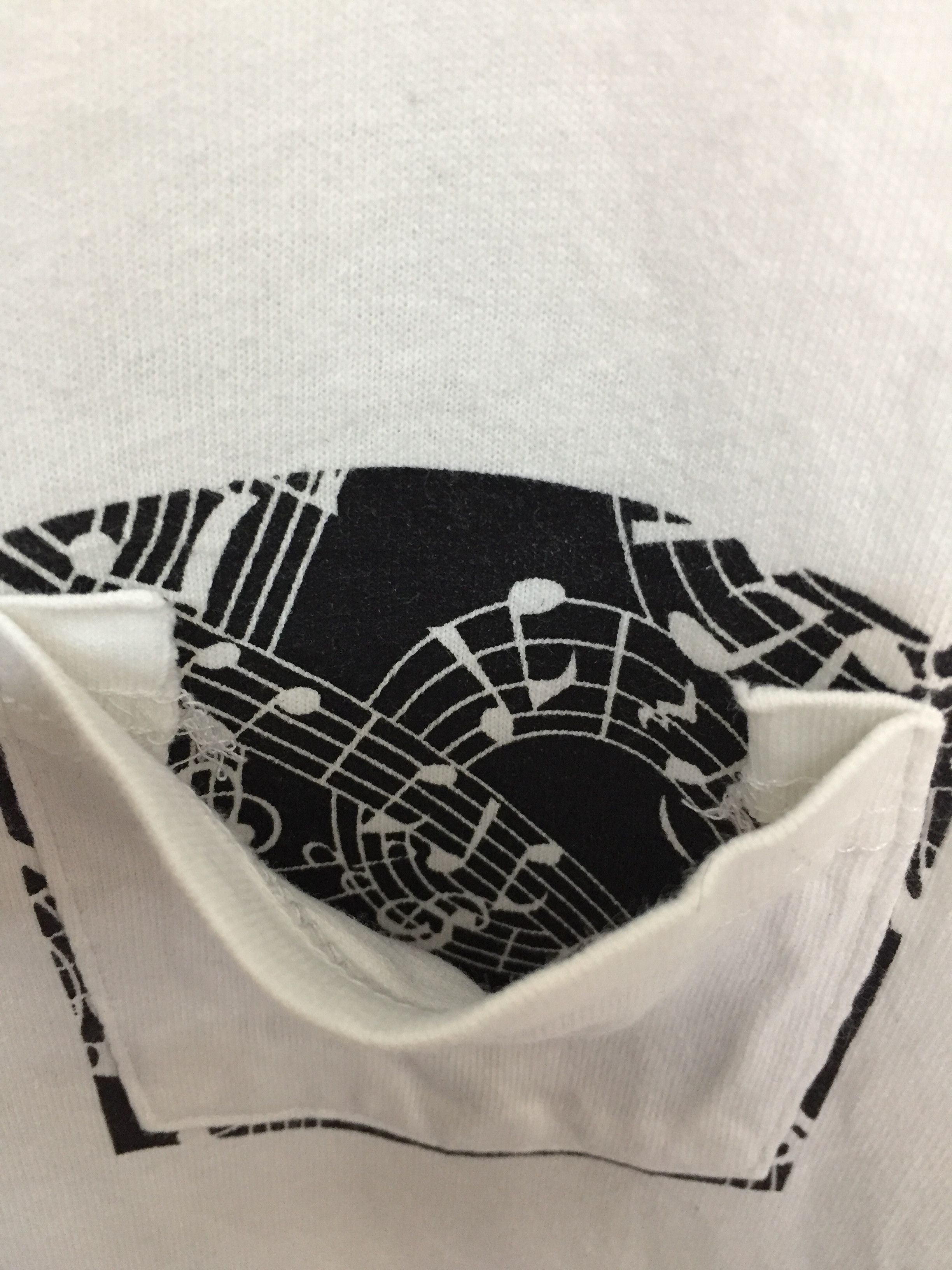 Number (N)ine Number Nine music notes Pocket tee Size US XS / EU 42 / 0 - 4 Thumbnail