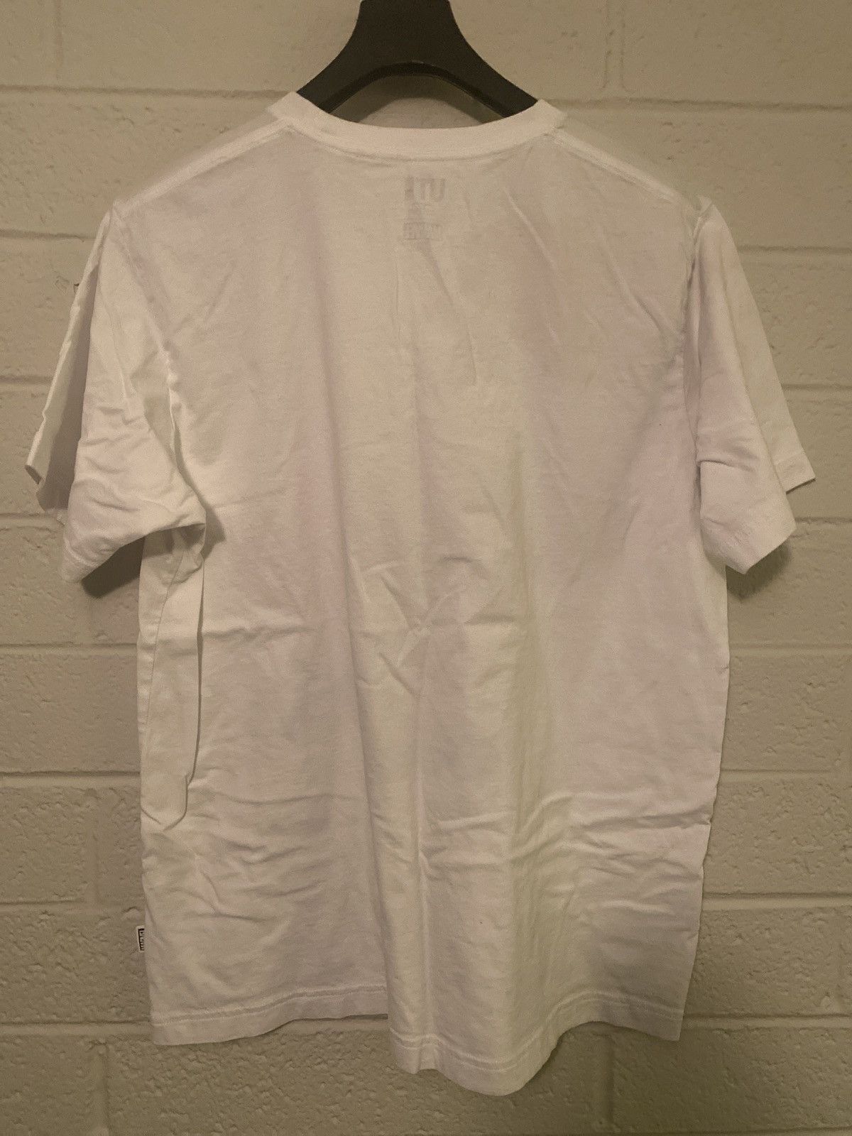 Marvel Comics × Uniqlo Uniqlo Avengers Age of Ultron white tee Size US L / EU 52-54 / 3 - 4 Thumbnail