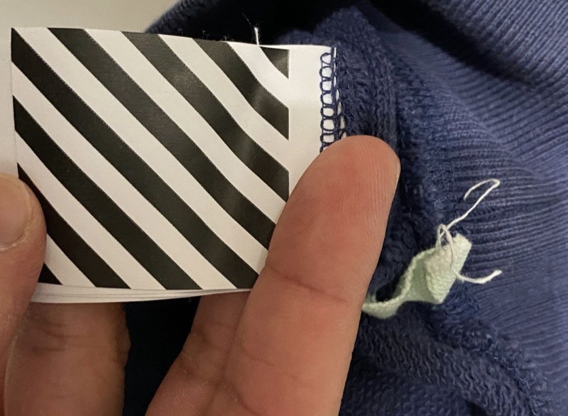 Off-White Caravaggio crewneck Size US S / EU 44-46 / 1 - 4 Thumbnail