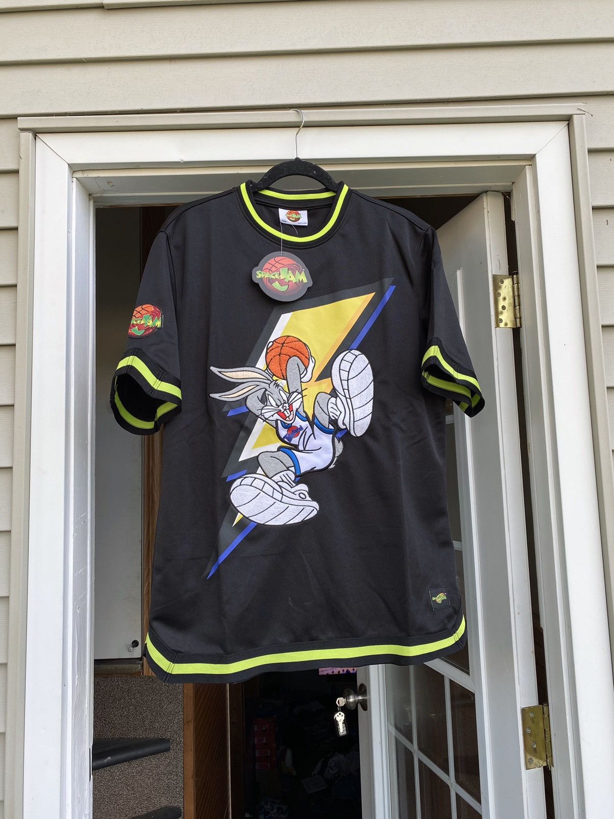 Vintage × Warner Bros Rare Space Jam Warner Bros Bugs Bunny Jersey Size US XL / EU 56 / 4 - 2 Thumbnail