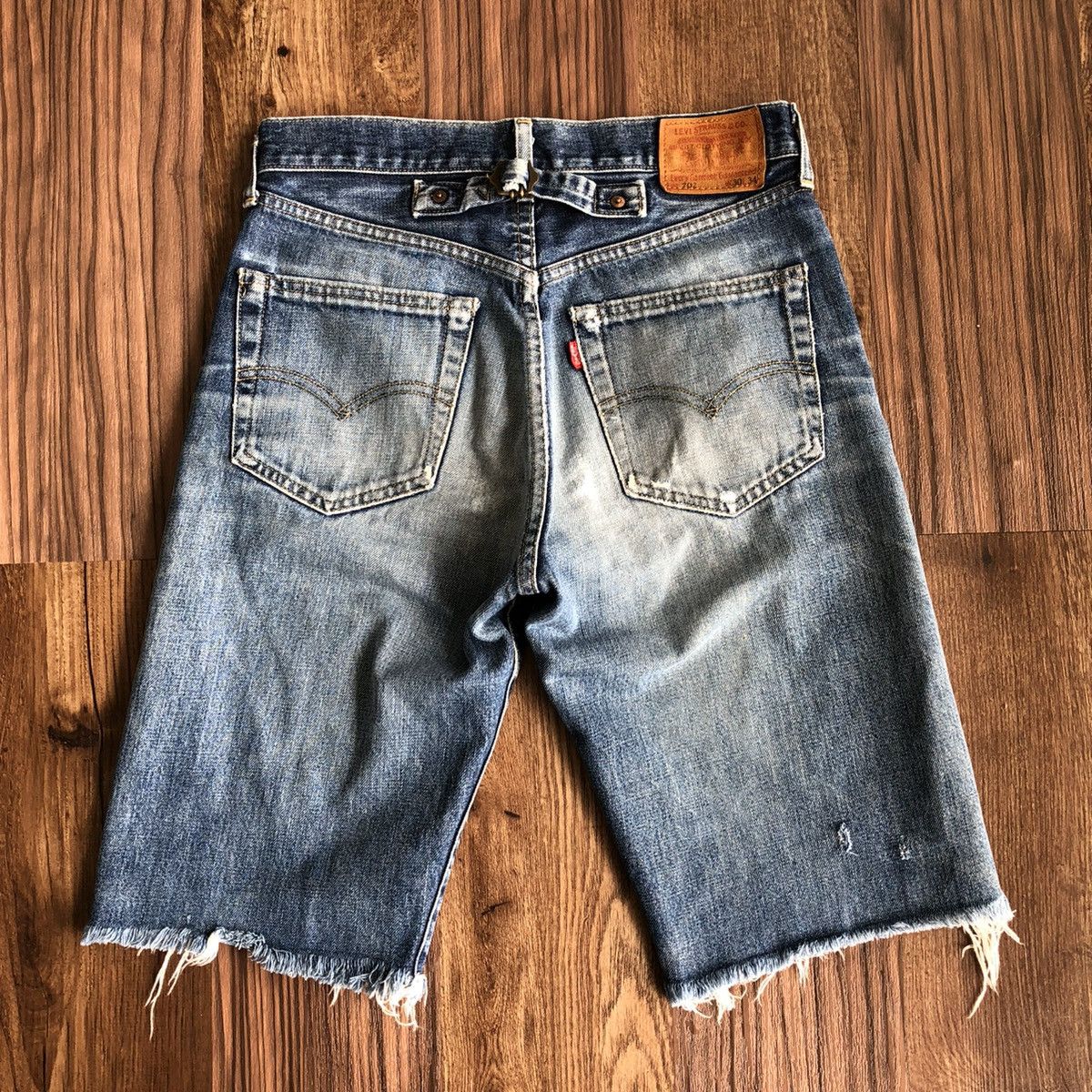 Vintage Levis 702 Big E Selvedge Shortpant Jeans