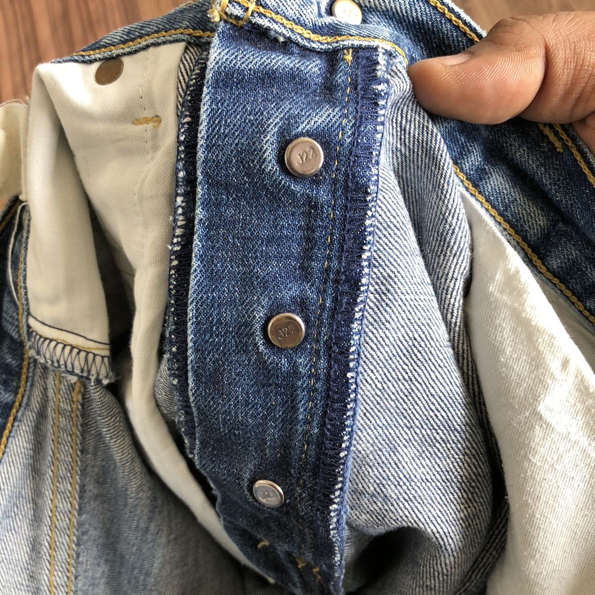 Vintage Levis 702 Big E Selvedge Shortpant Jeans