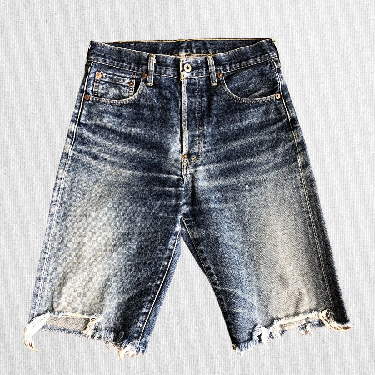 Vintage Levis 702 Big E Selvedge Shortpant Jeans