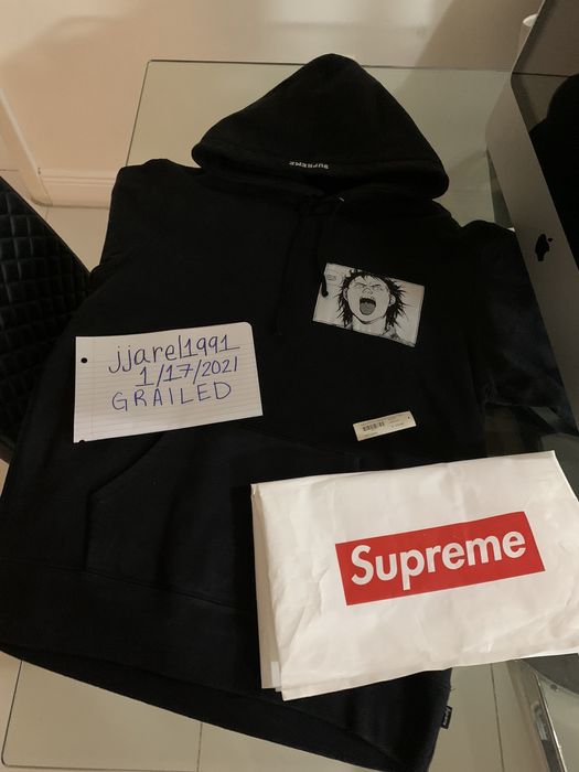 Supreme akira hot sale patches hoodie