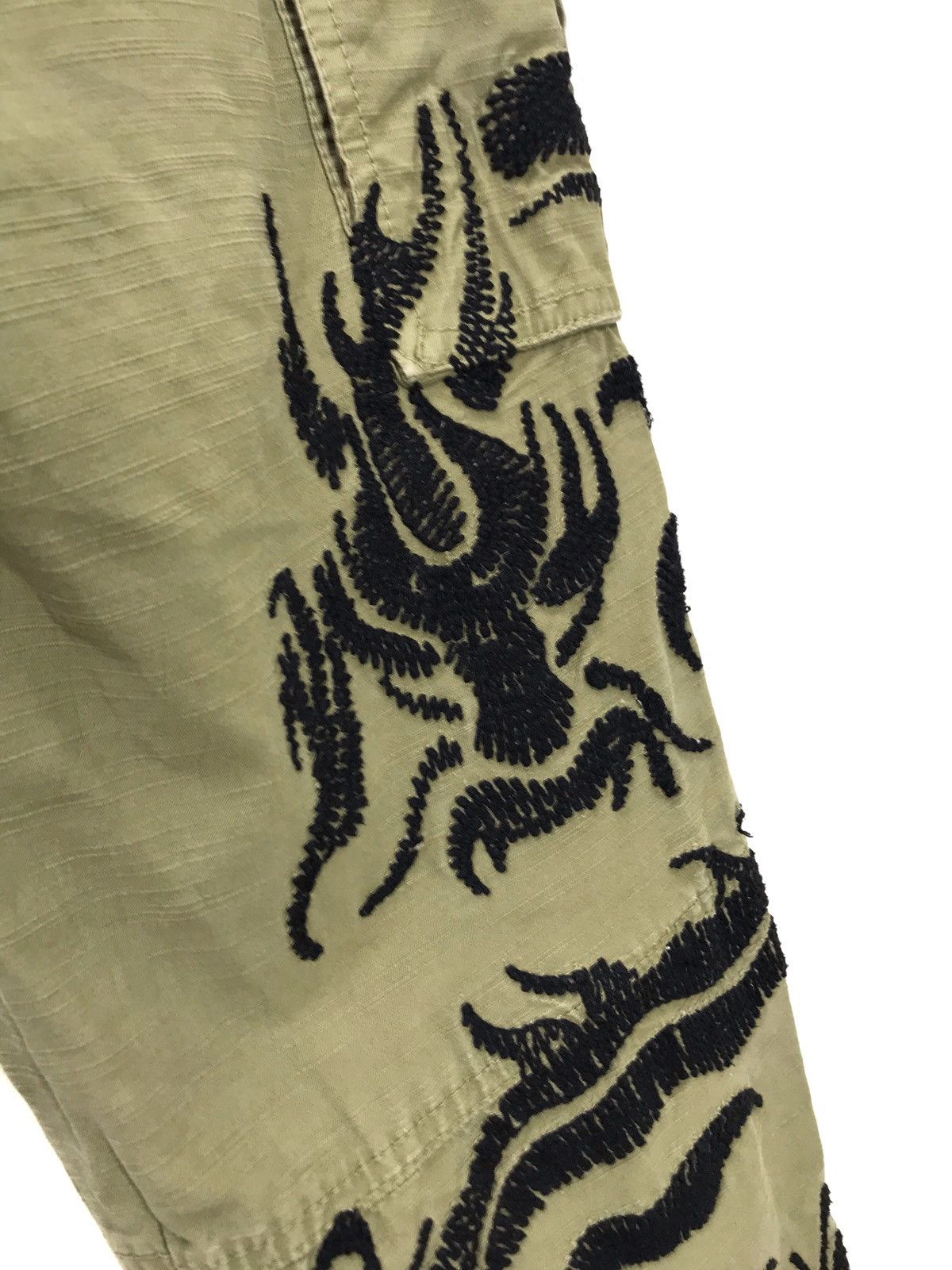 Japanese Brand Raer Italy Military Cargo Cropped Style Embroydery Pant 31🟦 Size US 32 / EU 48 - 2 Thumbnail