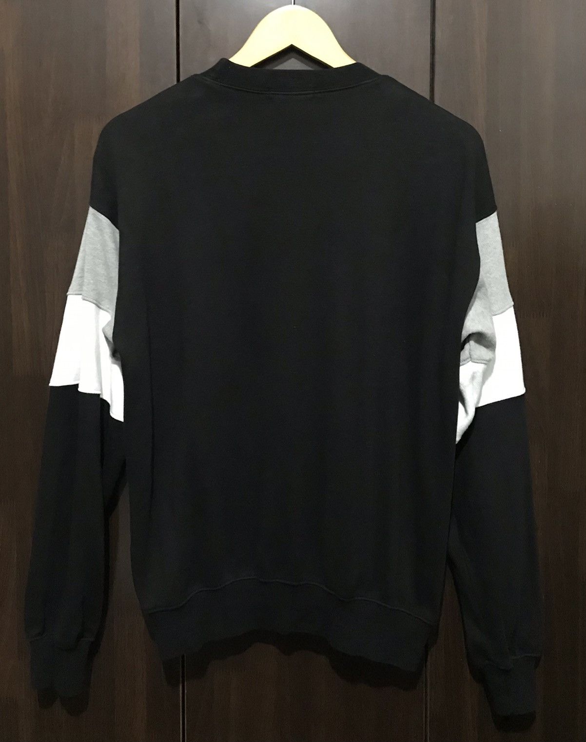 Designer Christian Mode Rebuild Style Embroidered Logo Sweatshirt Size US M / EU 48-50 / 2 - 6 Thumbnail