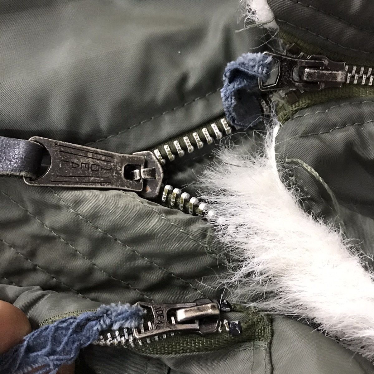 Vintage Military Ma-1 Style Bomber White Fur Hoodies Jacket Size US M / EU 48-50 / 2 - 6 Thumbnail
