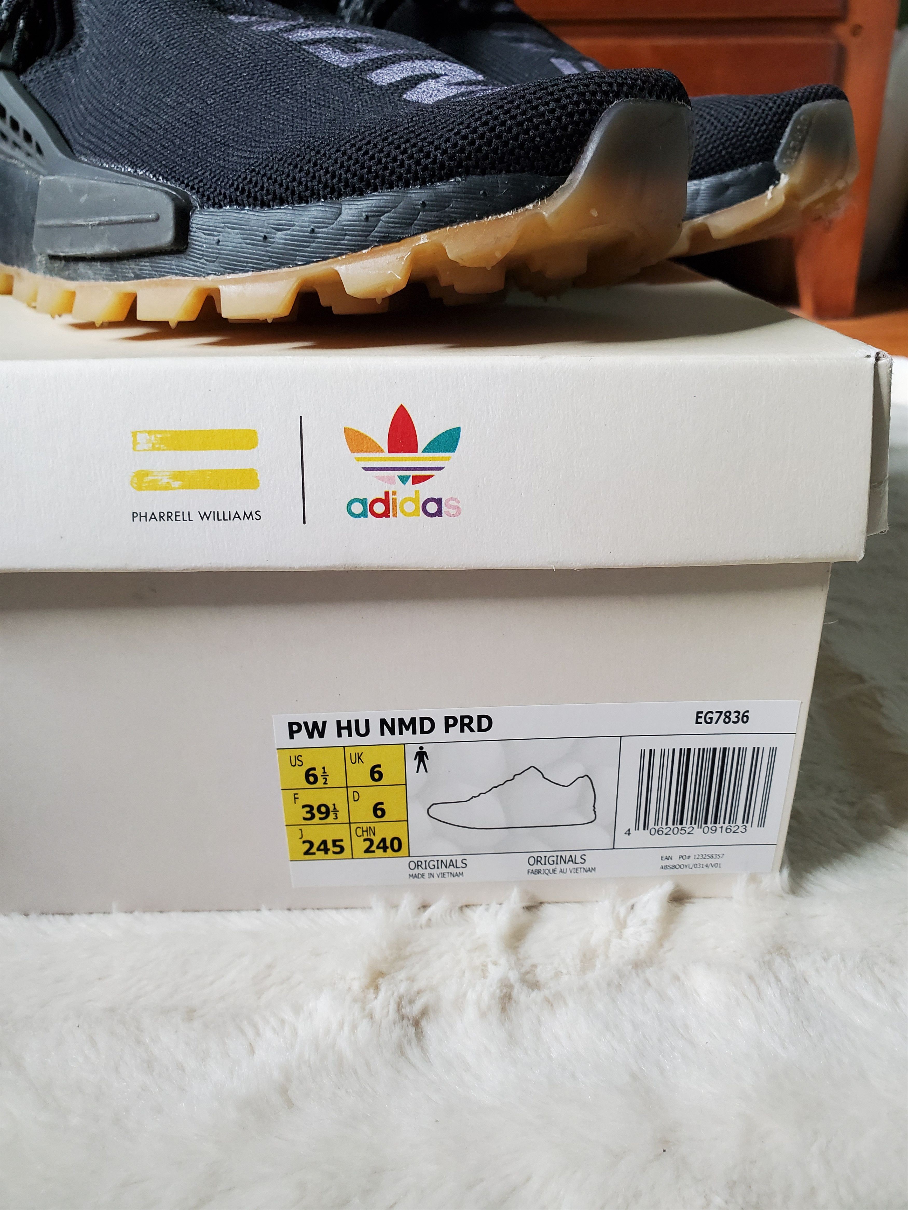 Adidas × Pharrell Adidas NMD Hu Trail Pharrell Her Time "Infinite Species" Size US 6.5 / EU 39-40 - 2 Thumbnail