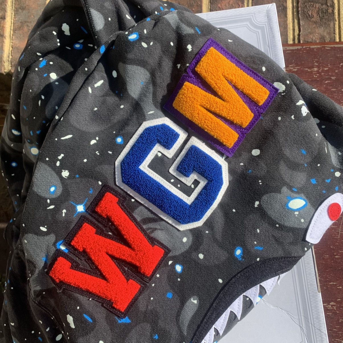 Bape FW17 WGM Space Camo Shark Hoodie Size US XL / EU 56 / 4 - 3 Thumbnail