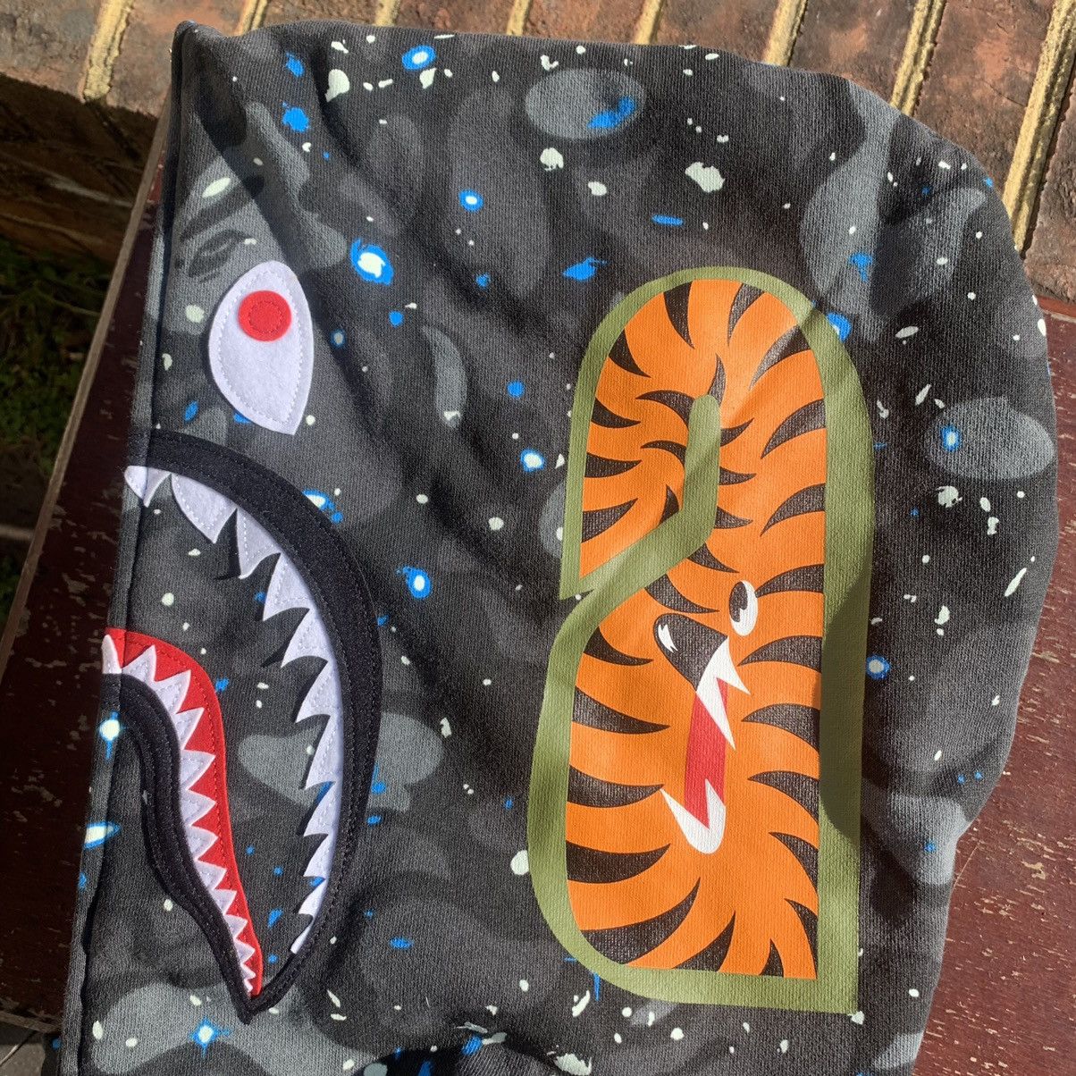 Bape FW17 WGM Space Camo Shark Hoodie Size US XL / EU 56 / 4 - 4 Thumbnail