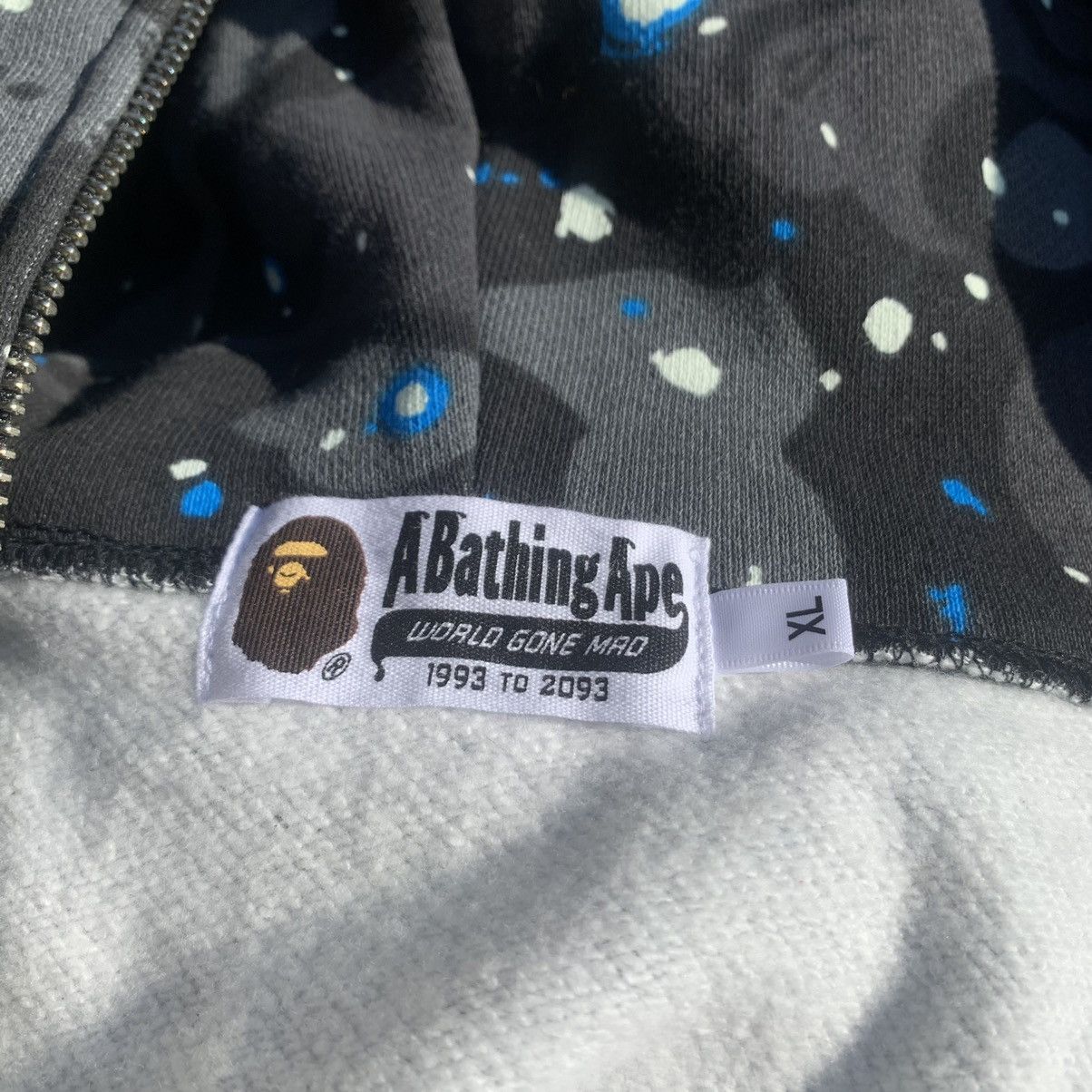 Bape FW17 WGM Space Camo Shark Hoodie Size US XL / EU 56 / 4 - 5 Thumbnail
