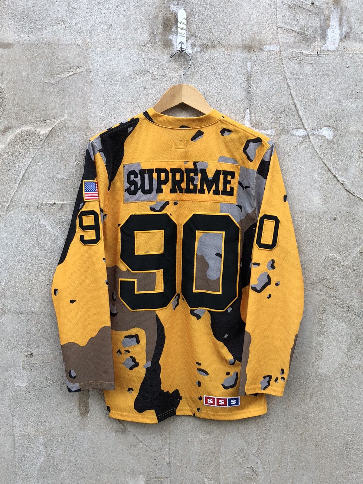 SUPREME JESUS FOOTBALL JERSEY CAMO SS14 - HotelomegaShops