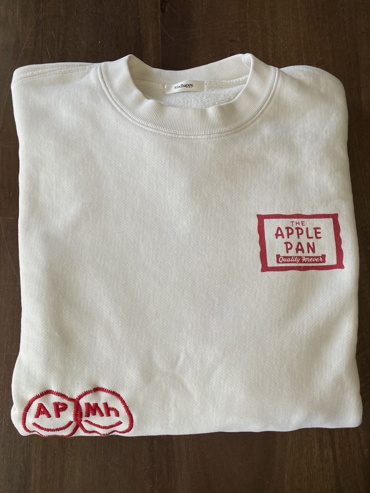 Madhappy apple 2024 pan crewneck