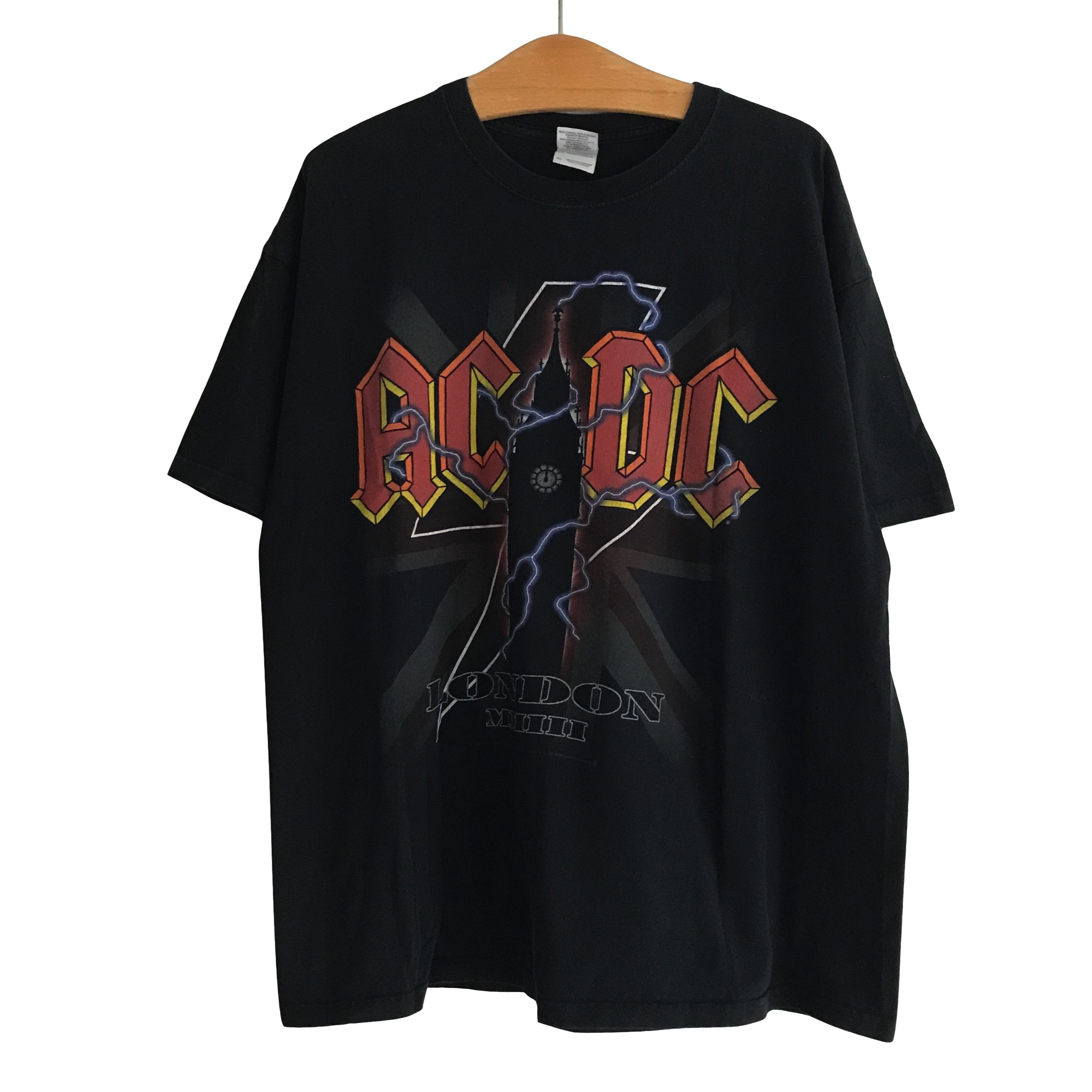 Gildan × Vintage Vintage AC-DC 2003 Tour London Hammersmith apolo T ...
