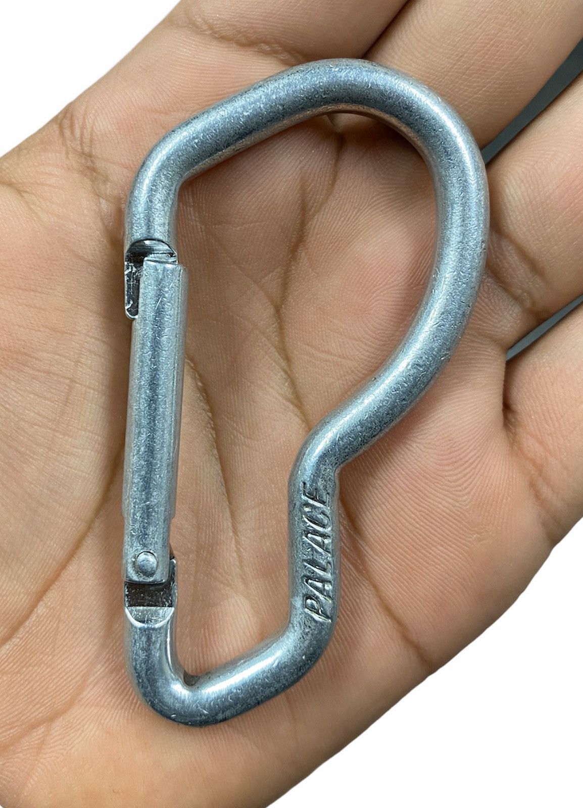 Palace Palace carabiner keychain clip | Grailed
