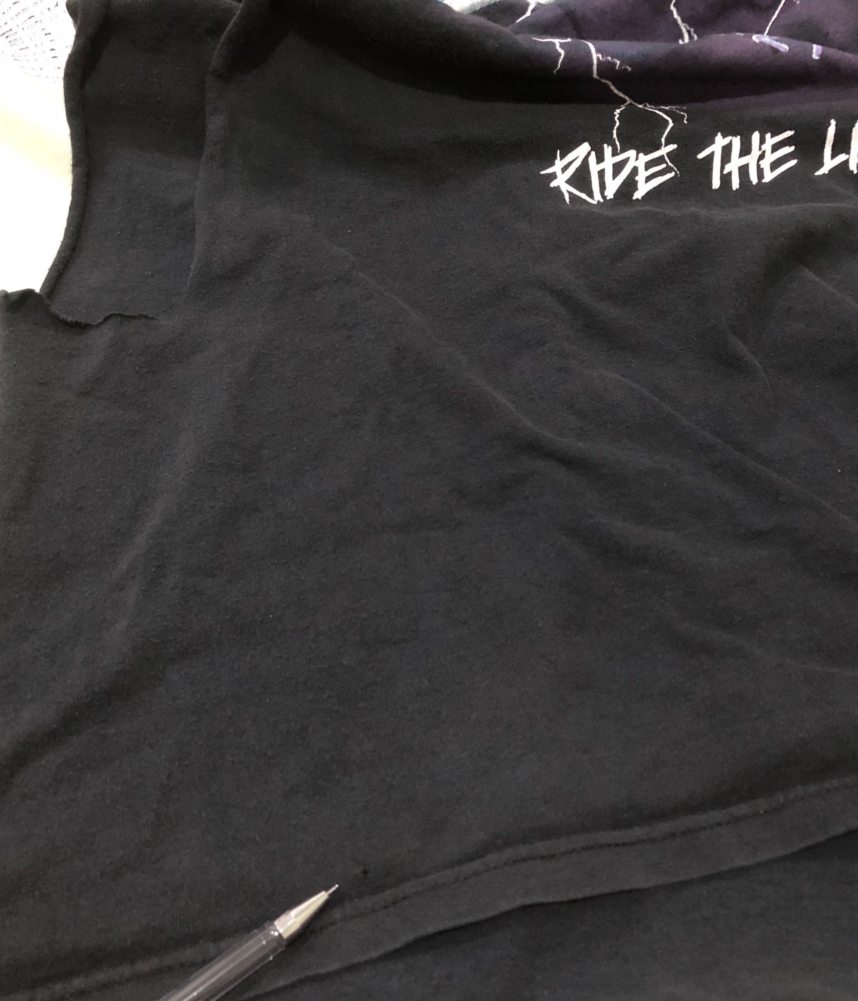 Vintage Vintage Rare Distressed/Very Worn 90s Metallica Tshirt Size US L / EU 52-54 / 3 - 10 Thumbnail