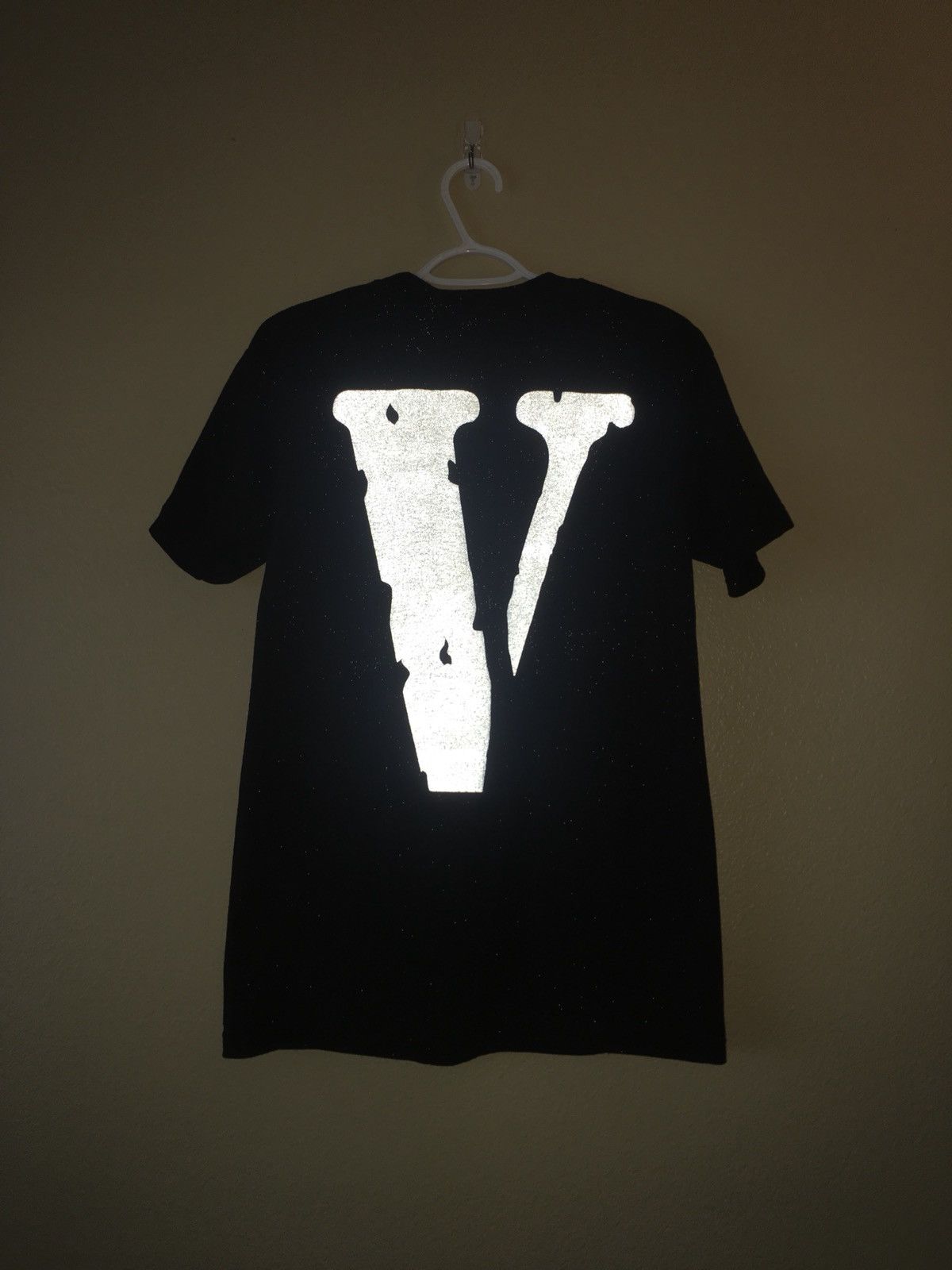 Vlone Vlone Friends reflective black V tee Size US M / EU 48-50 / 2 - 4 Thumbnail