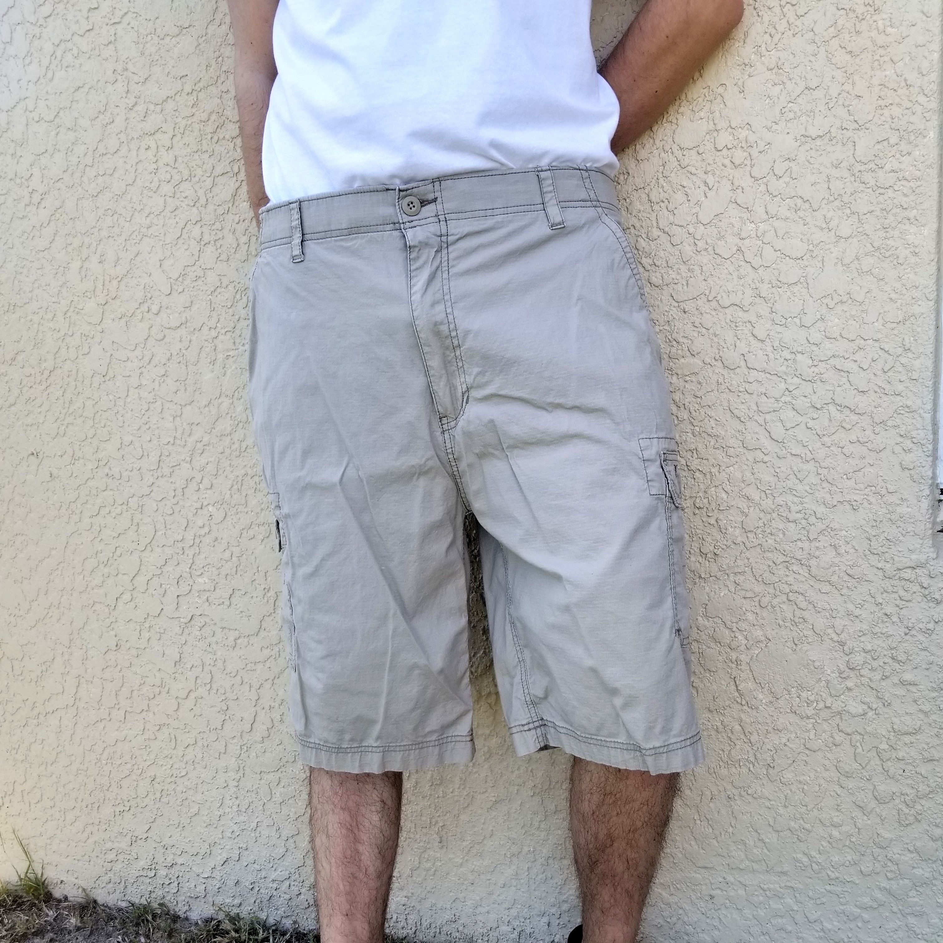 Other Wear First Beige Outdoors Cargo Shorts Size US 42 / EU 58 - 1 Thumbnail