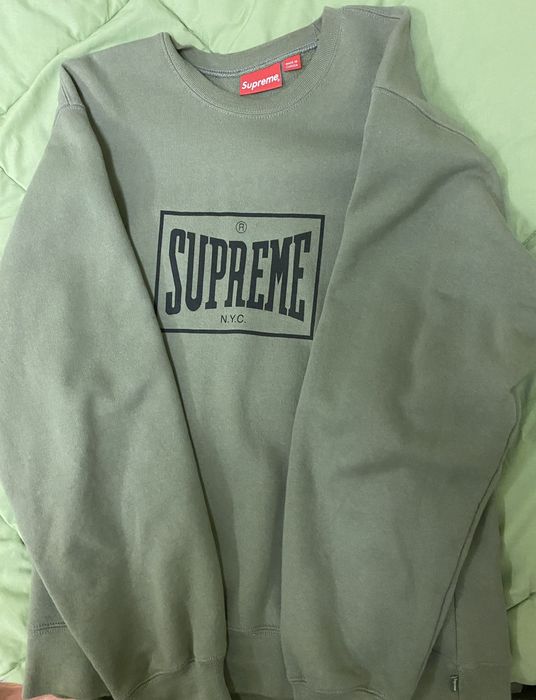 Supreme best sale everlast crewneck