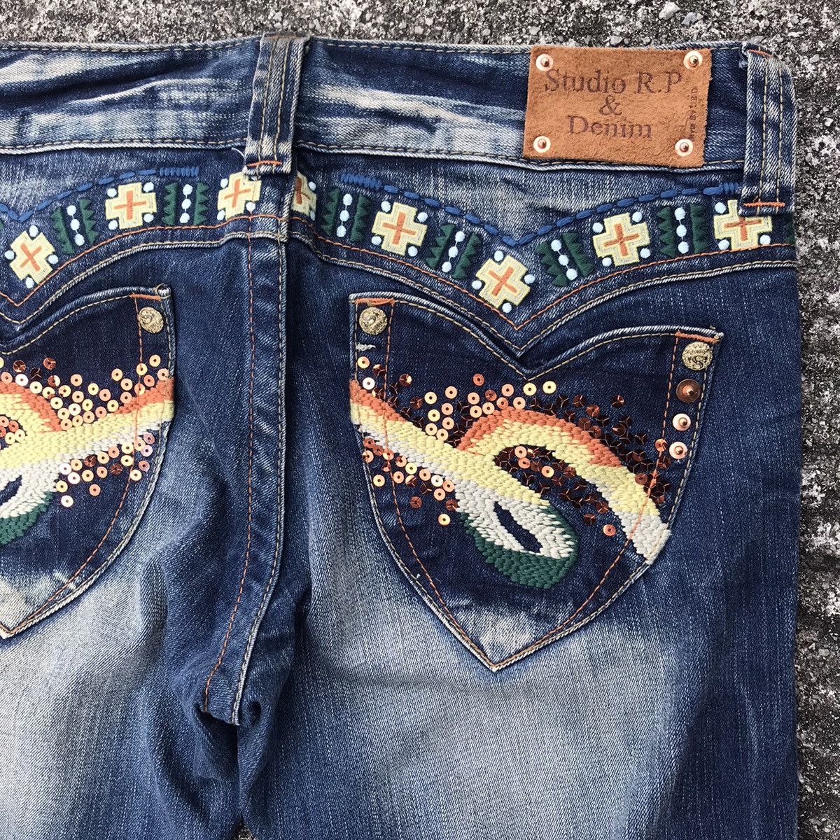 Japanese Brand Japanese Brand Studio R.P Denim Flare Jeans Embellished Size 30" / US 8 / IT 44 - 5 Thumbnail