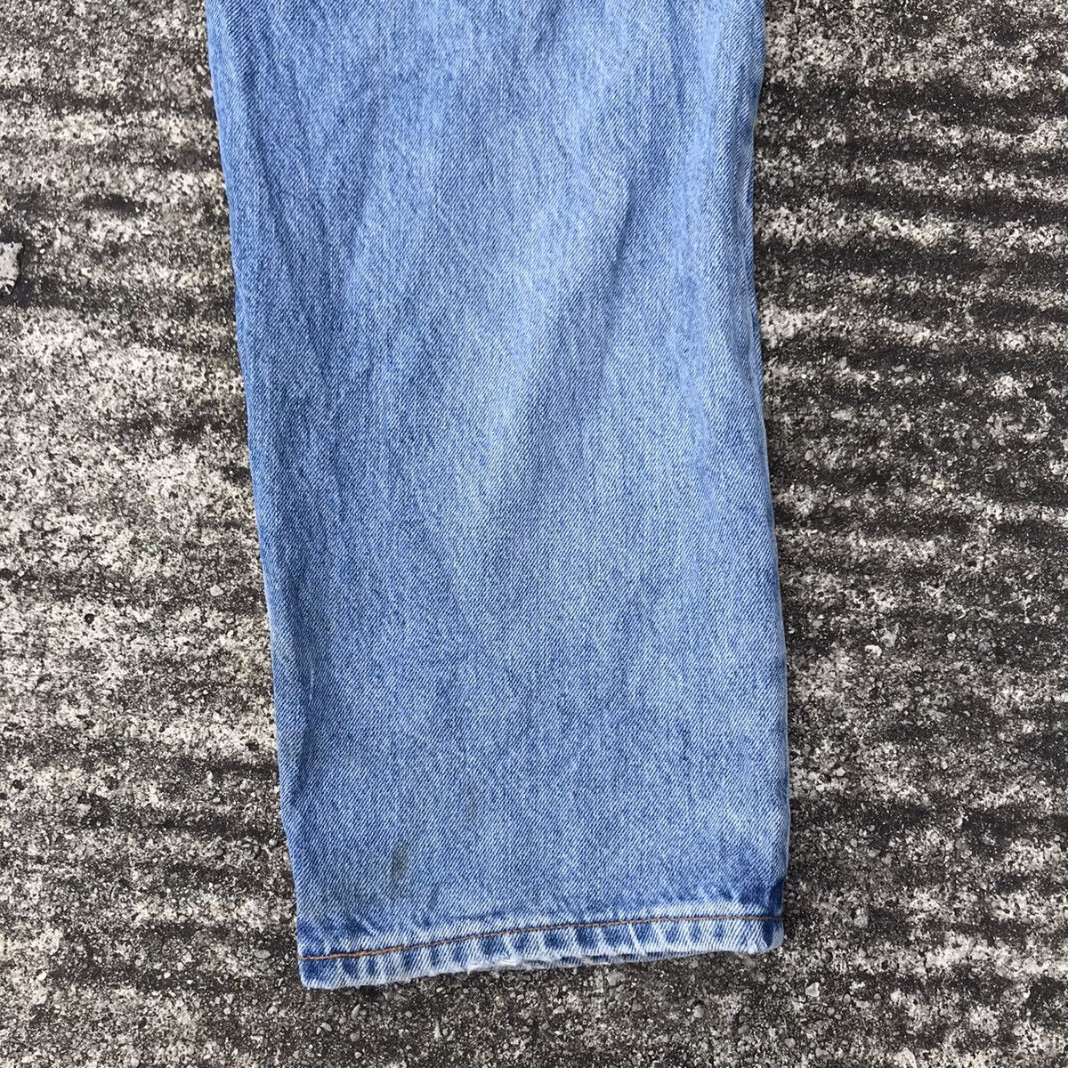 Levi's Vintage Levis 504 Skyblue Loose Jeans Size US 40 / EU 56 - 16 Thumbnail