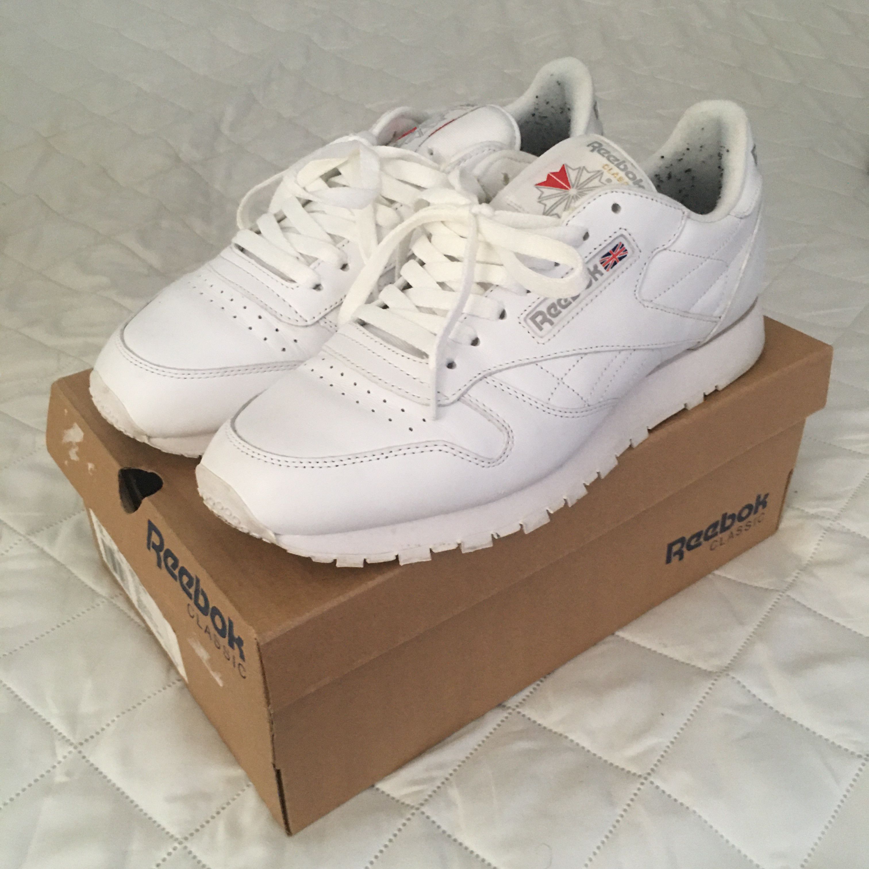 Reebok Classic Leather All White Size US 10 / EU 43 - 1 Thumbnail