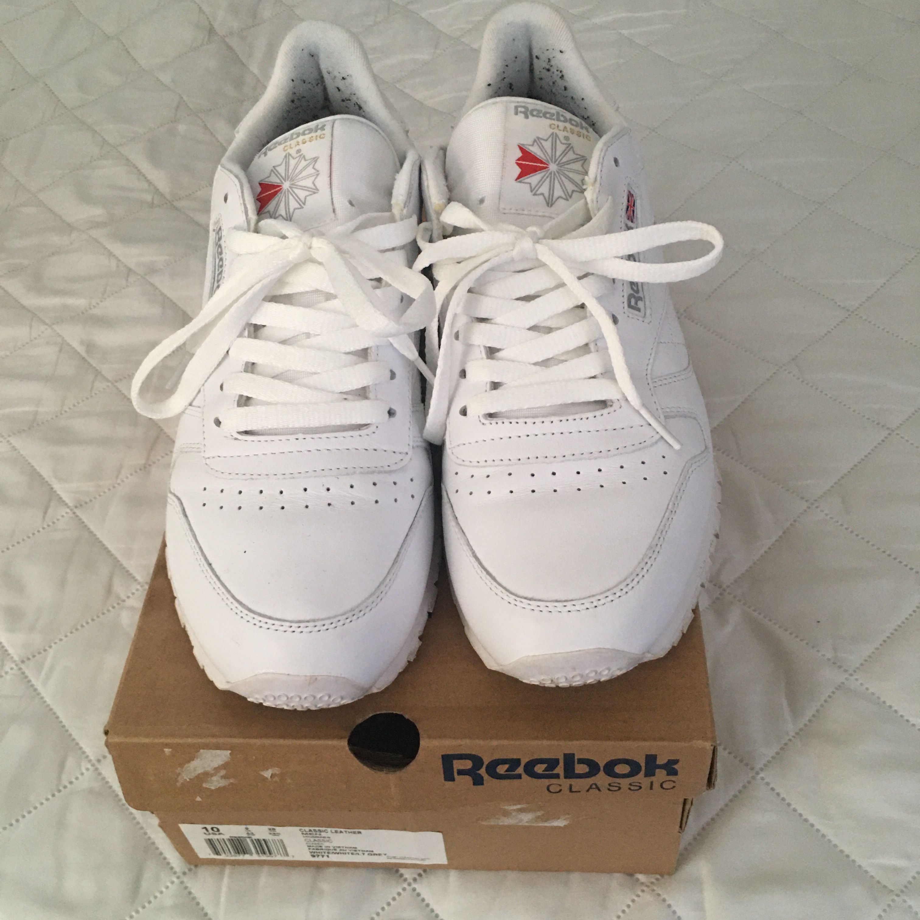 Reebok Classic Leather All White Size US 10 / EU 43 - 2 Thumbnail