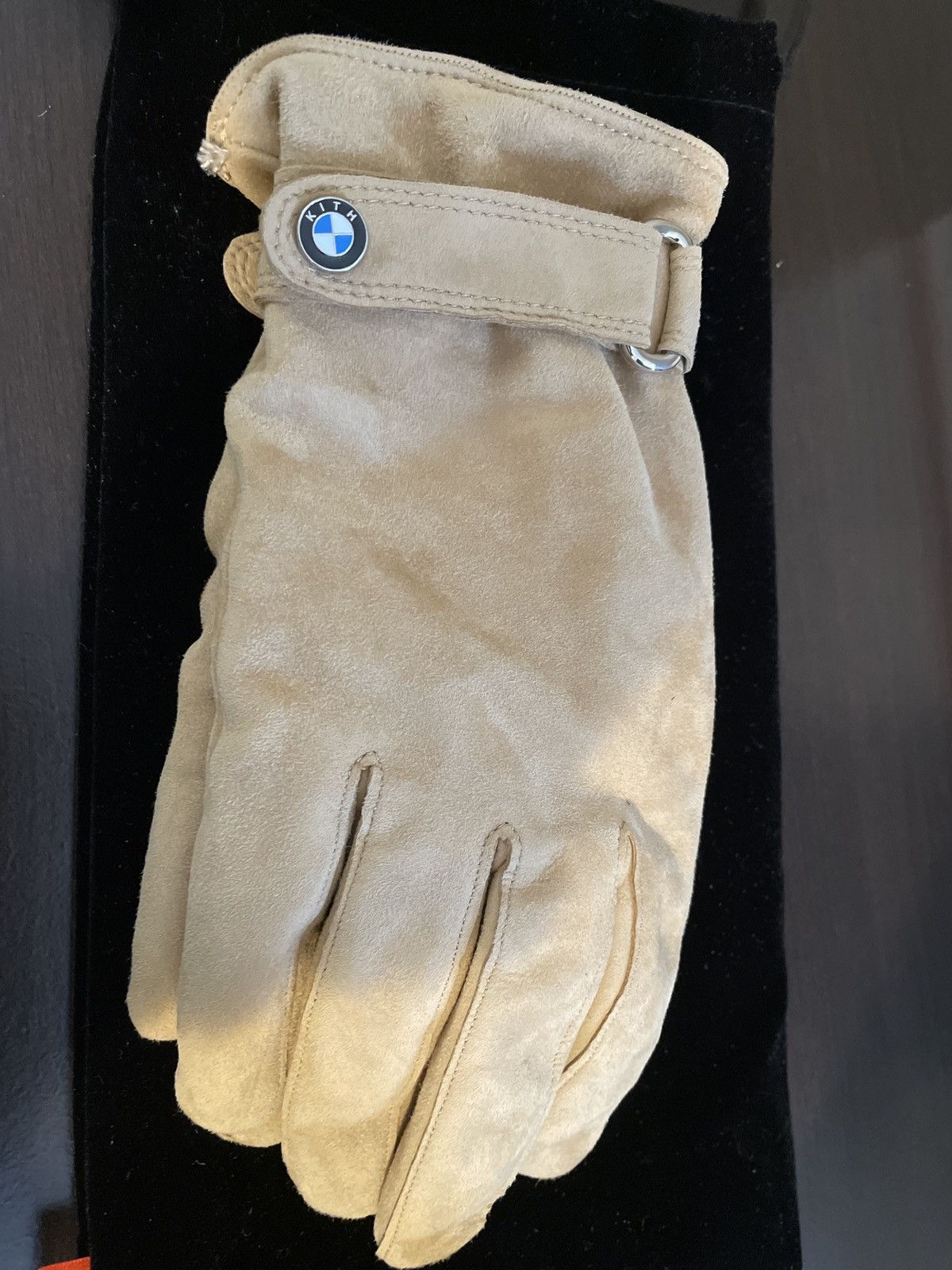 BMW × Kith Kith X BMW suede driving gloves | Grailed