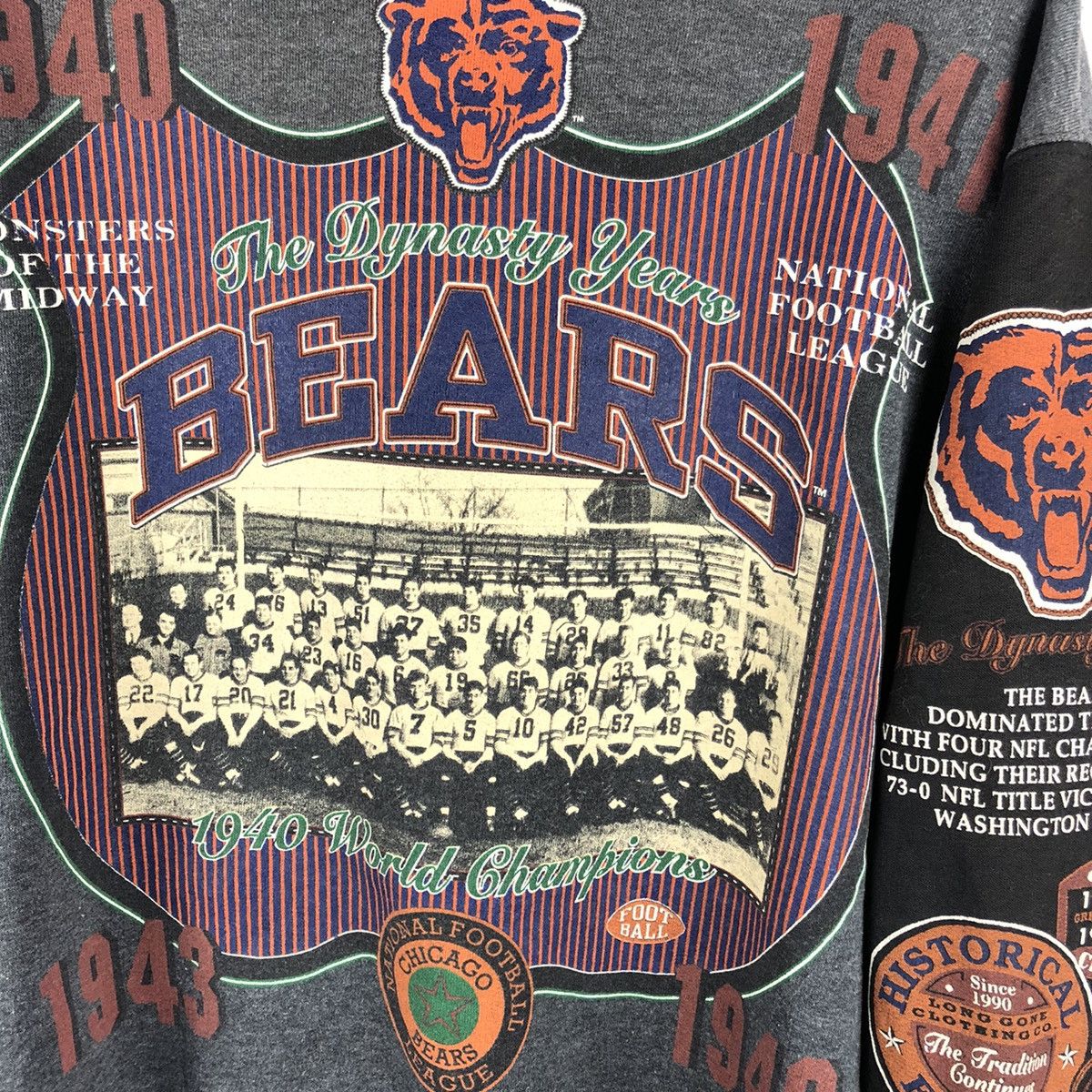 NFL Vintage Chicago Bears Trashed Varsity Jacket Size US L / EU 52-54 / 3 - 5 Thumbnail