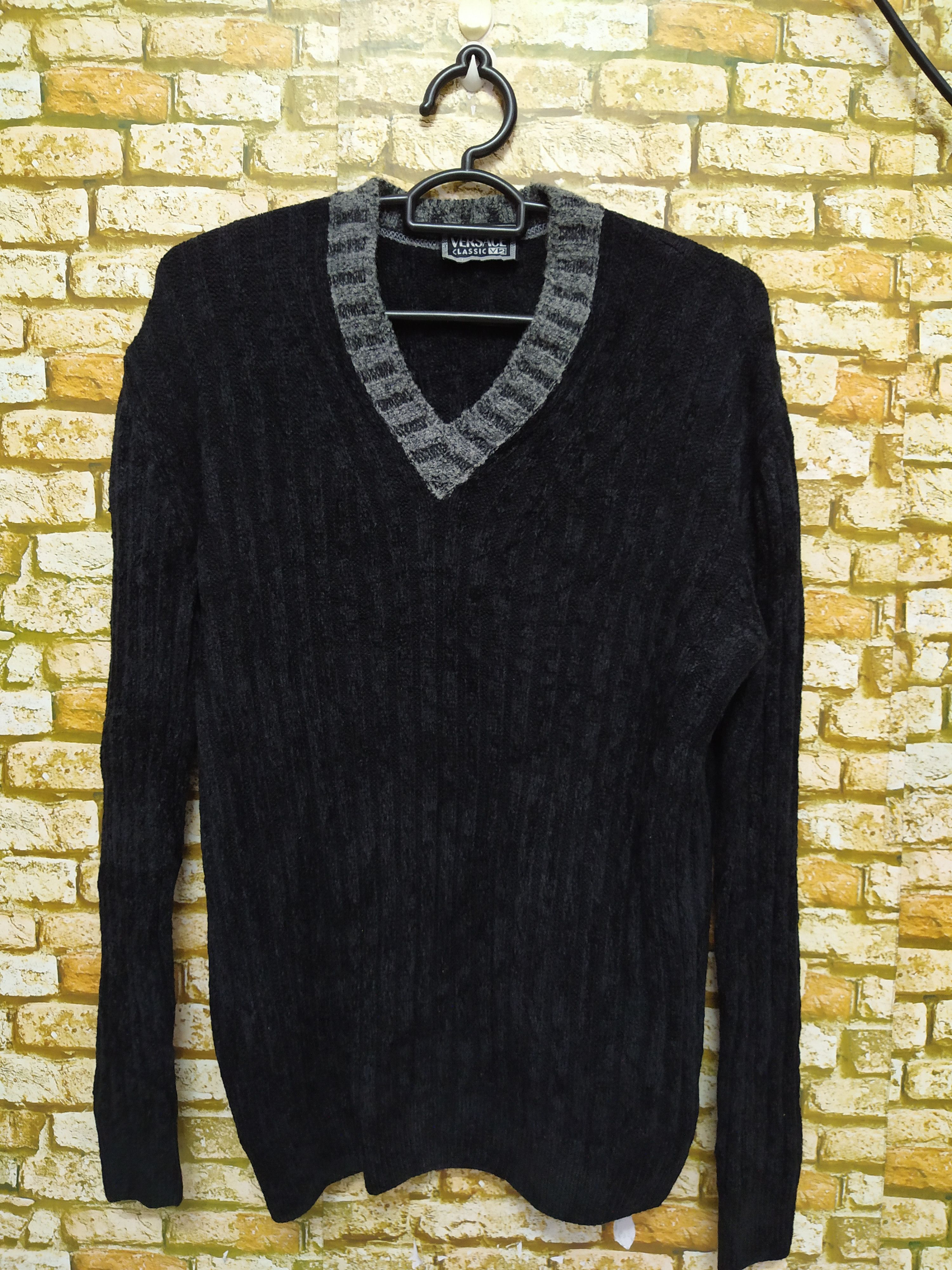Versace VERSACE V2 KNITWEAR (B837) Size US L / EU 52-54 / 3 - 1 Thumbnail