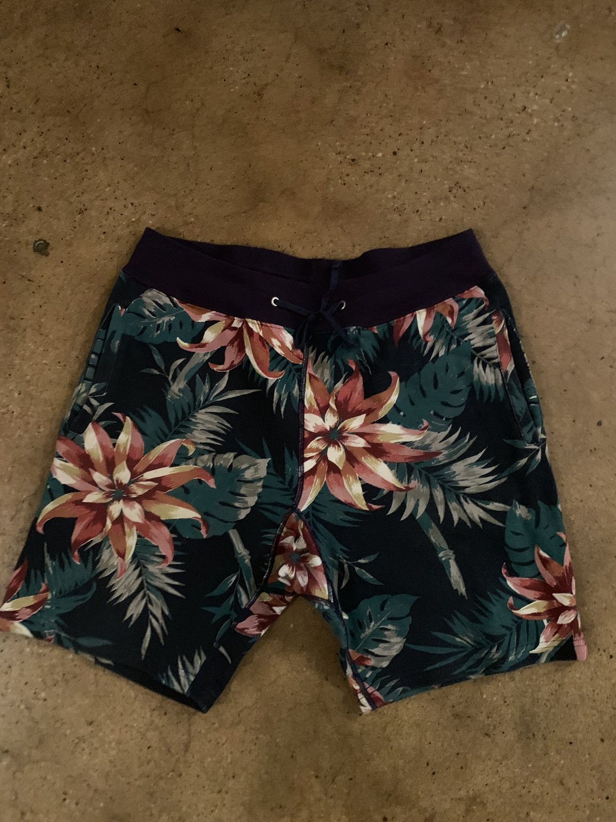 Supreme Supreme Floral Sweat Shorts | Grailed