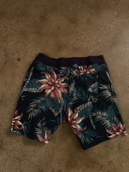 Supreme Supreme Floral Sweat Shorts | Grailed