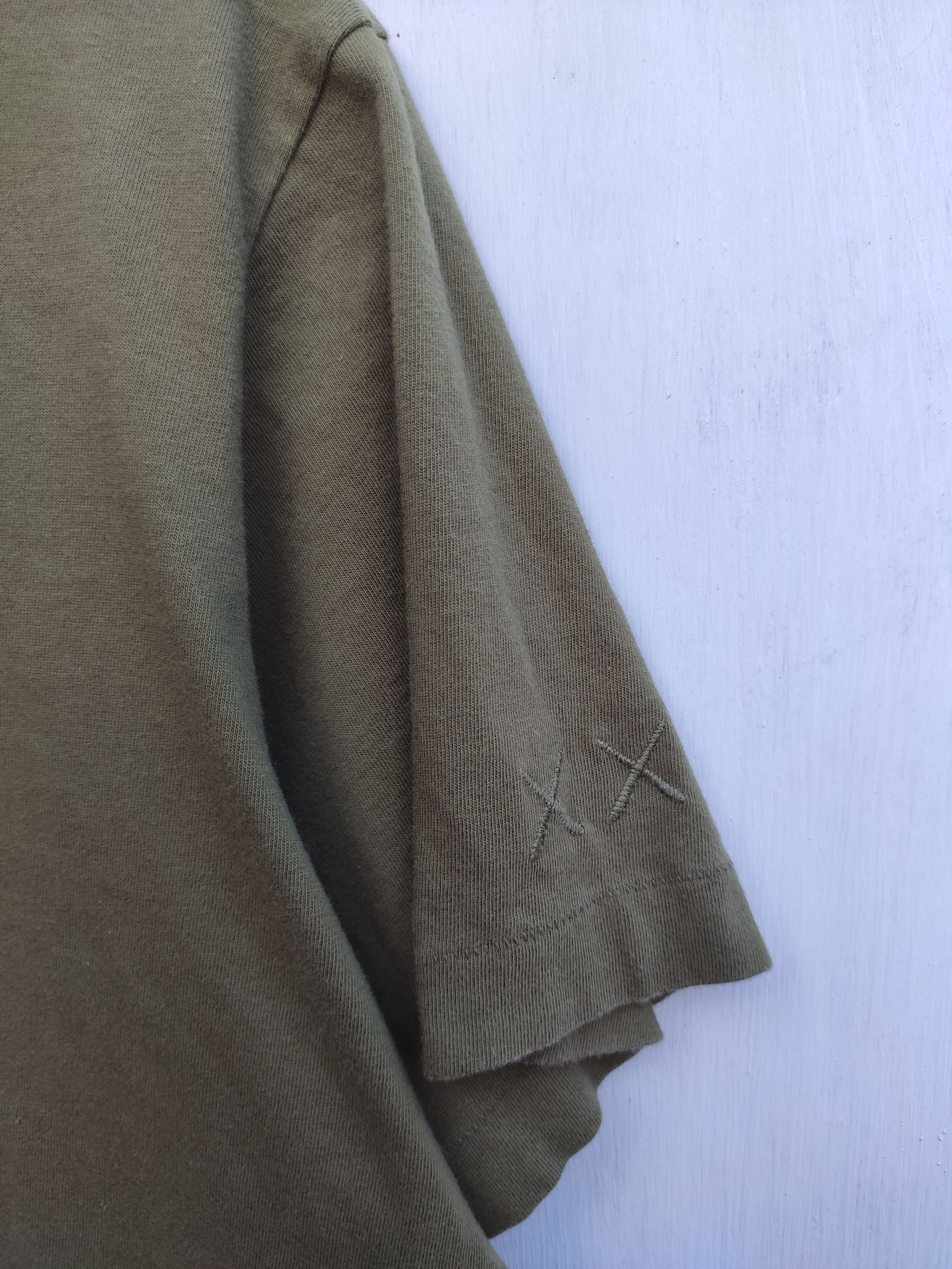 Kaws × Peanuts × Uniqlo Peanuts Joe Kaws Tee Size US M / EU 48-50 / 2 - 4 Thumbnail