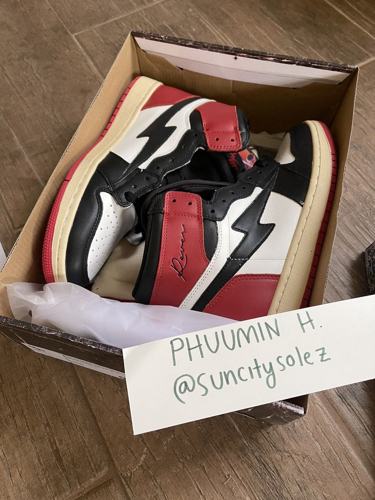 Reves Paris Air Kiy Reves Paris Jordan 1 Black Toe Size US 9 / EU 42 - 2 Thumbnail