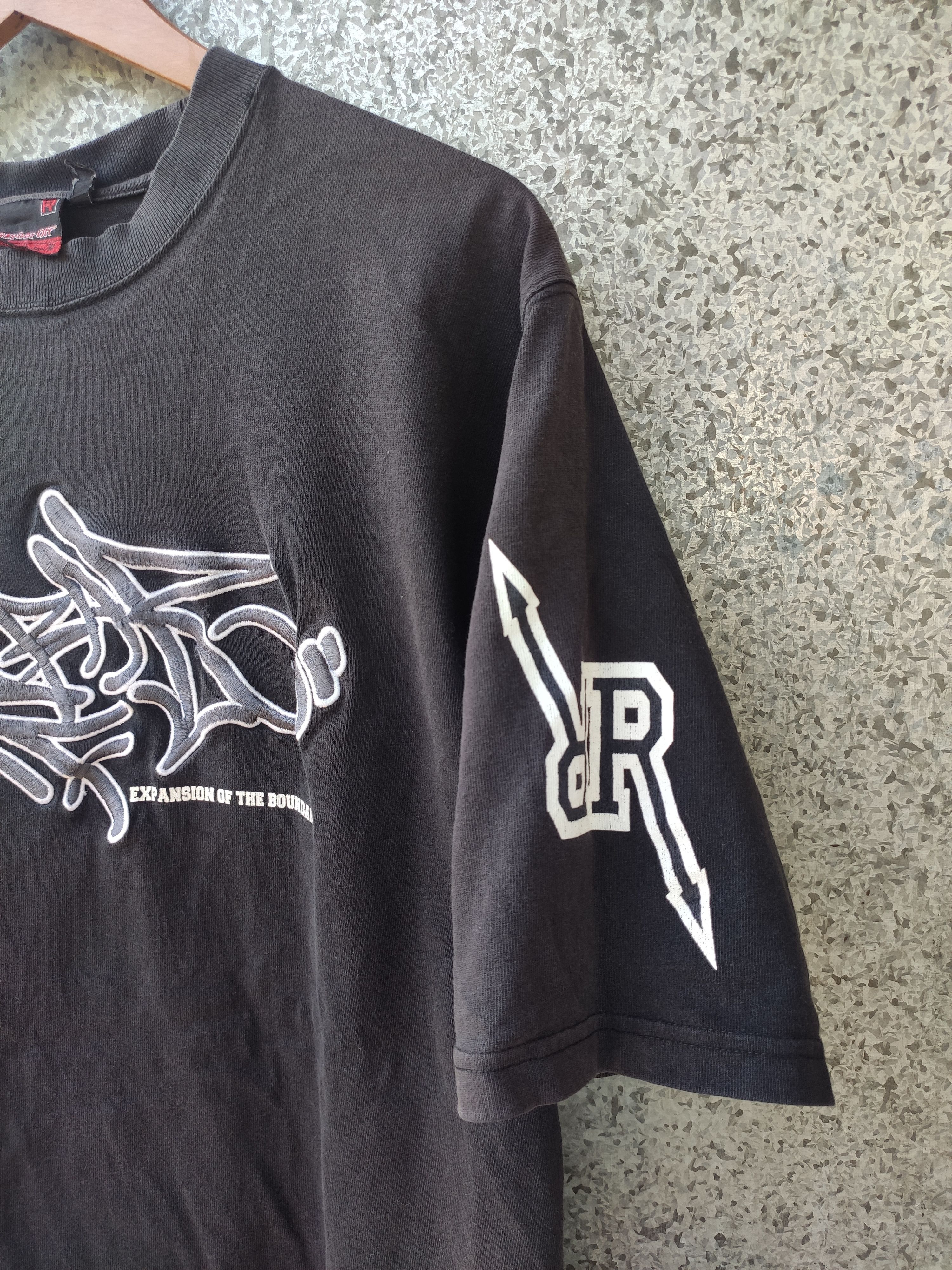 Japanese Brand Raybar Off t shirt embroidery Size US L / EU 52-54 / 3 - 3 Thumbnail