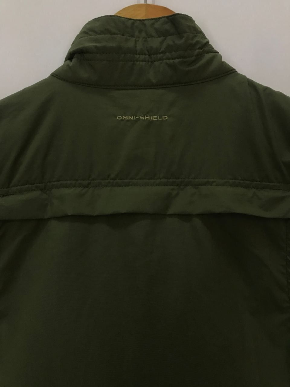 Columbia × Vintage 🔥Columbia Vest Multi Pocket Army Green Colour Design Size US L / EU 52-54 / 3 - 6 Thumbnail