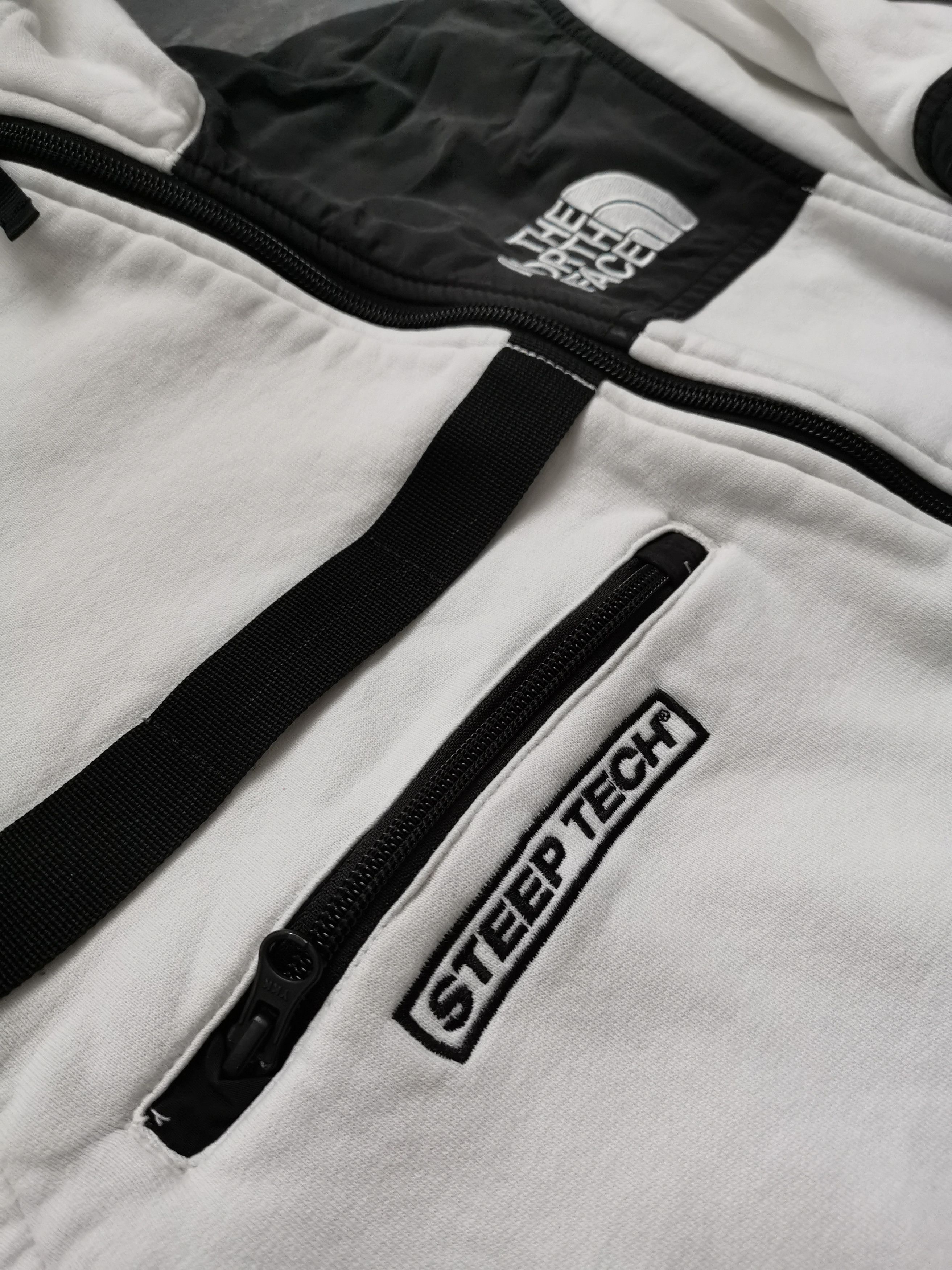 Supreme × The North Face The North Face x Supreme Steep Tech Fleece Jacket White Size US XL / EU 56 / 4 - 4 Thumbnail