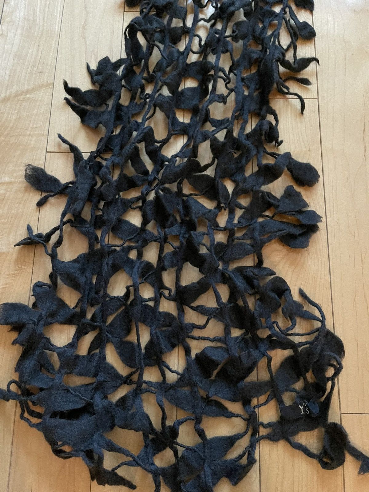 Yohji Yamamoto Yohji Yamamoto Ys leaf scarf Size ONE SIZE - 4 Thumbnail